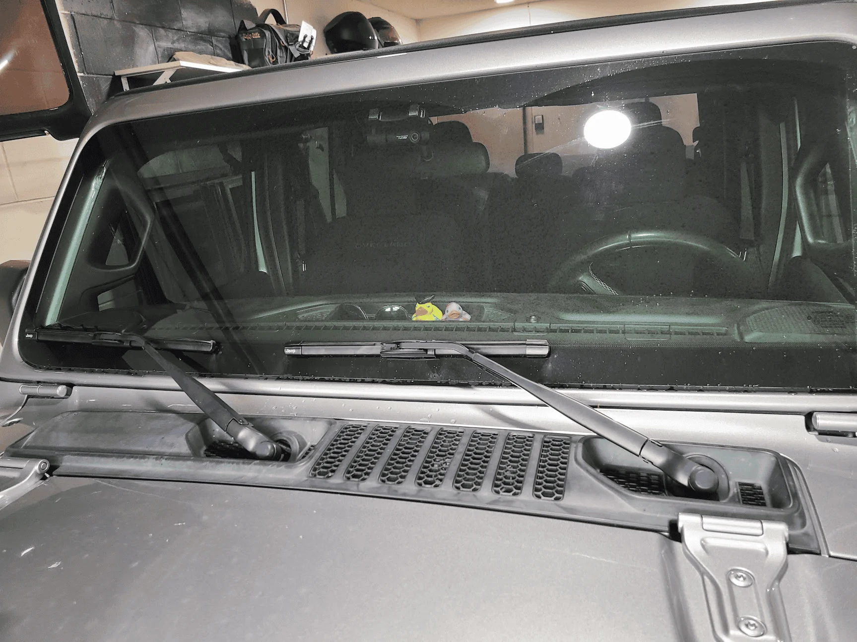 Jeep Gladiator Mopar Performance Windshield Wipers w/ Built-In Washer Jets Released For Jeep Gladiator 1661034965997