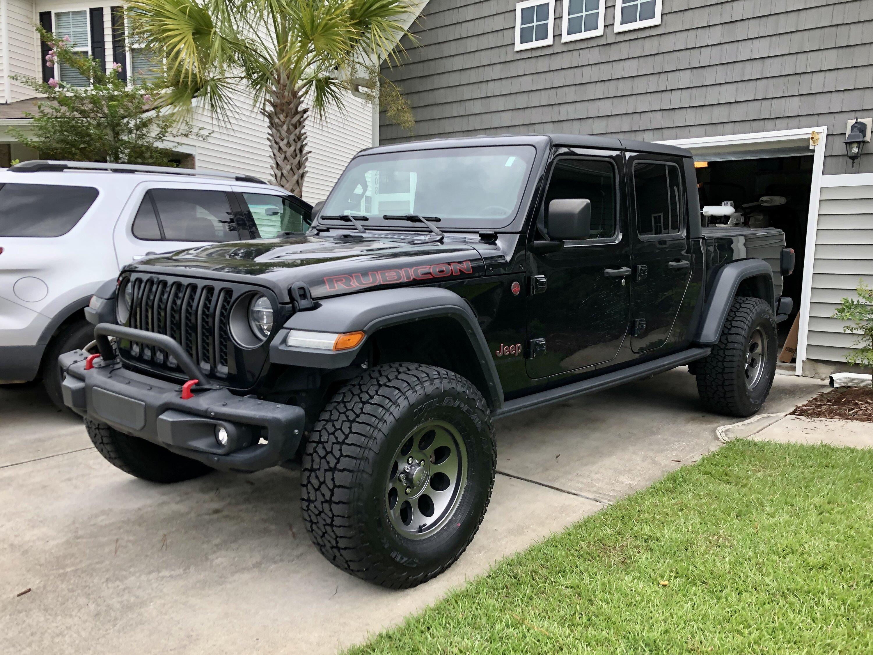 Jeep Gladiator BLACK Gladiator JT Club AD34B93C-0D6E-494B-AF67-8C29A60B79EC