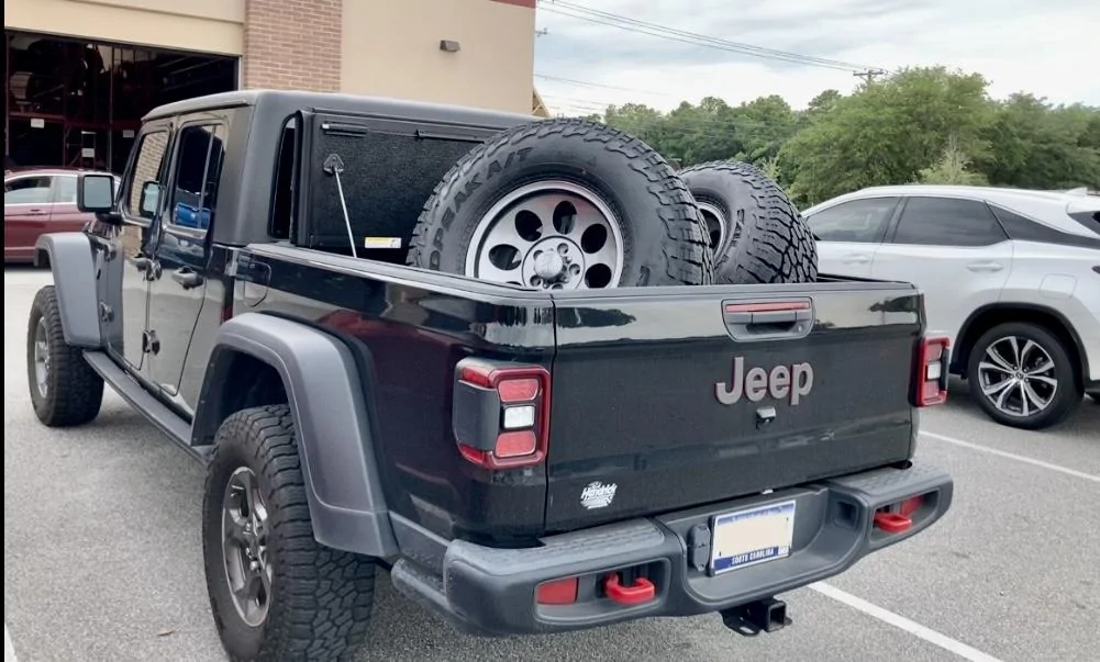Jeep Gladiator Post your payload pics! 4AF5CB1B-3D27-42B9-8403-2C854B1F3C08