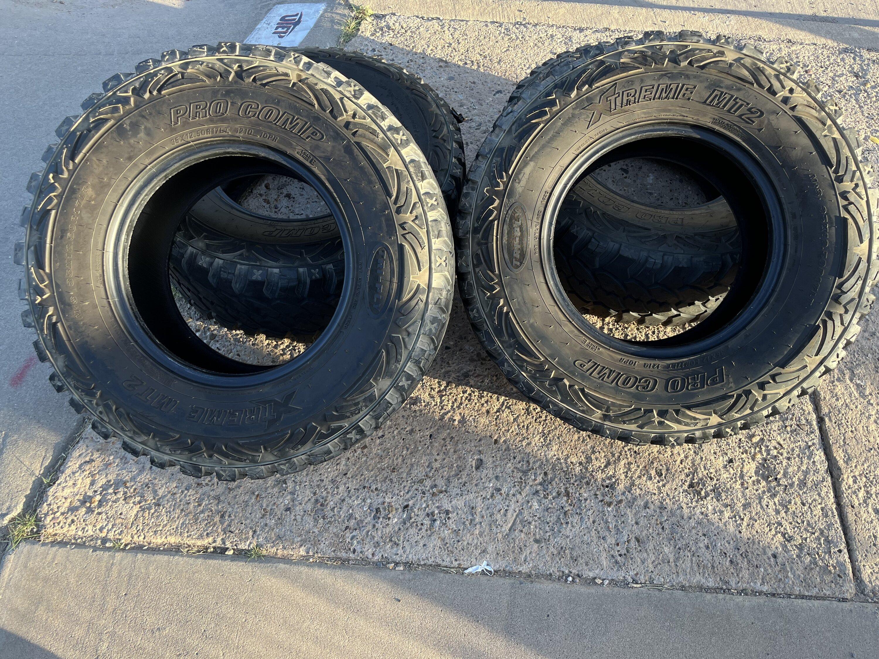 Jeep Gladiator Four 35x12.50r17 Pro Comp XTreme MT2 Tires ($100) IMG_5057.JPG