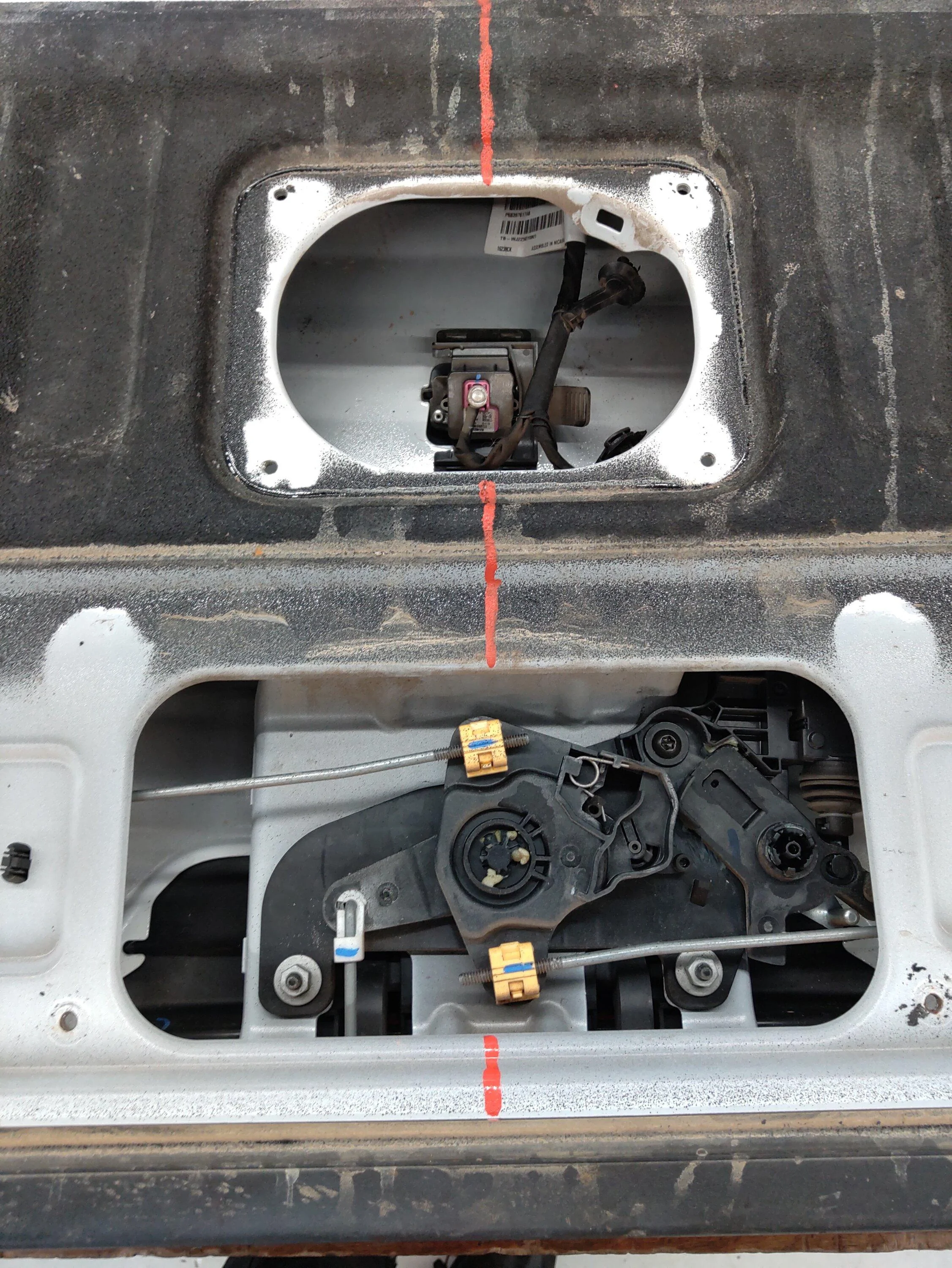 Jeep Gladiator Gladiator Tailgate Modification IMG_20220820_165828883