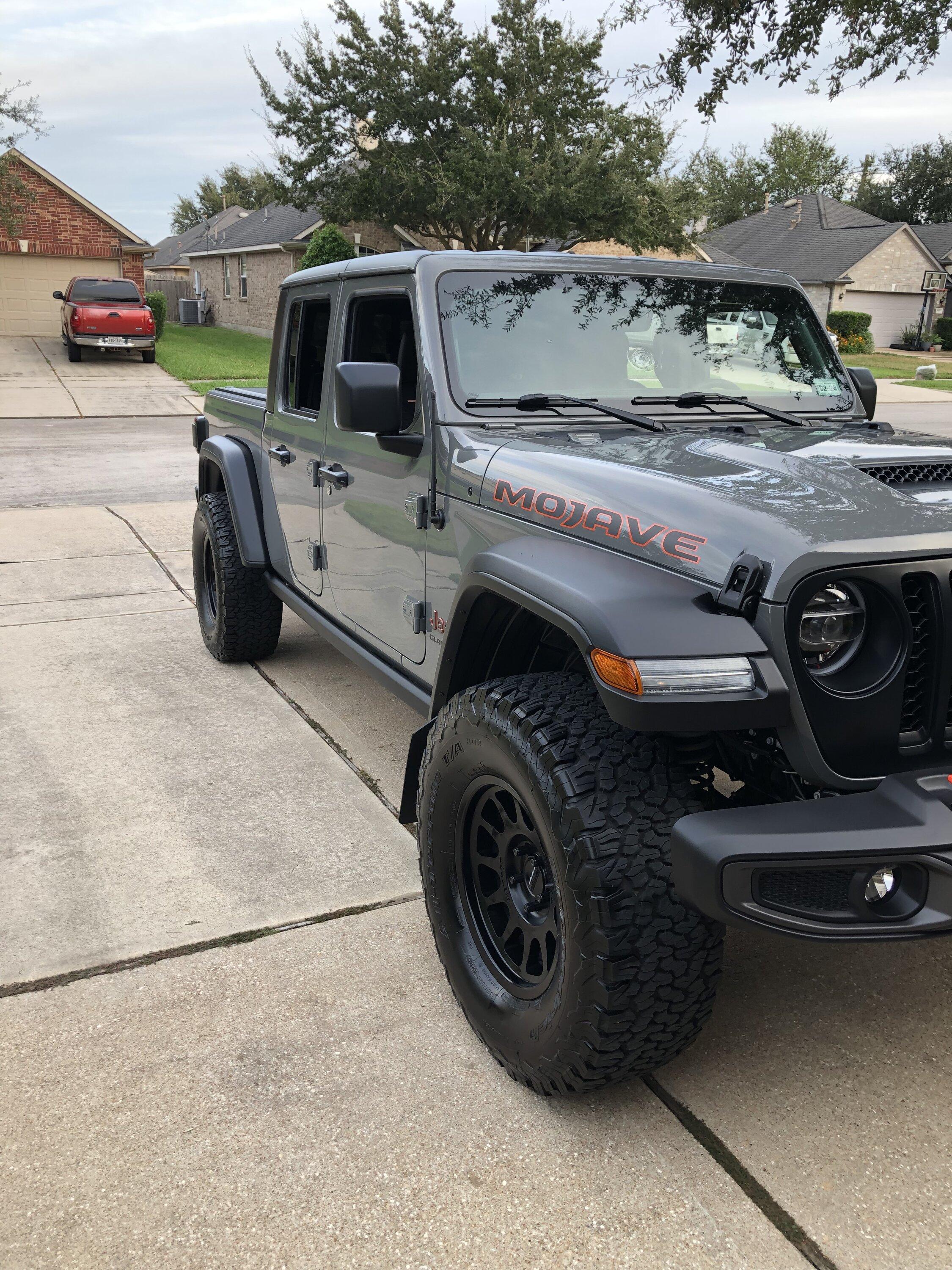 Jeep Gladiator Method 701 17x8.5 or 17x9 which one? BC713CD8-A8D9-41B5-8BBE-0CC630C70EA5
