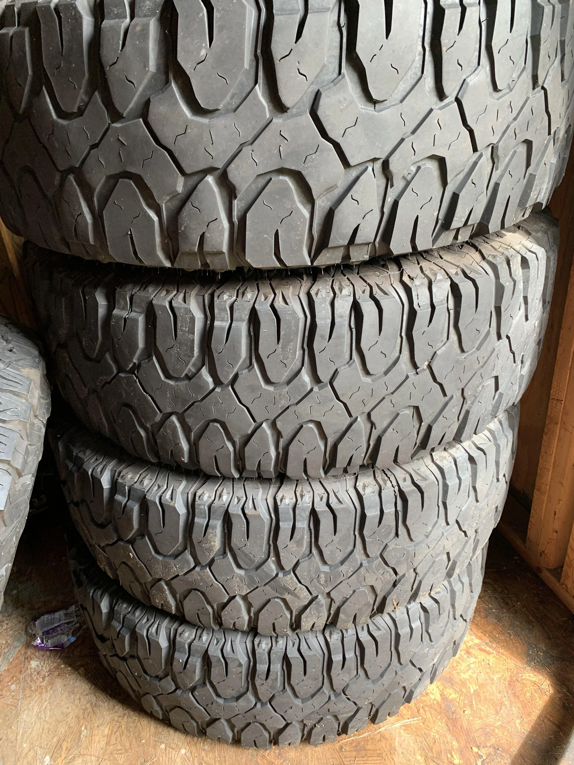 Jeep Gladiator 4-37/12.50/17 Milestar Patagonia MT $350 910336DF-0CCF-4929-90F5-CE841D0A6416