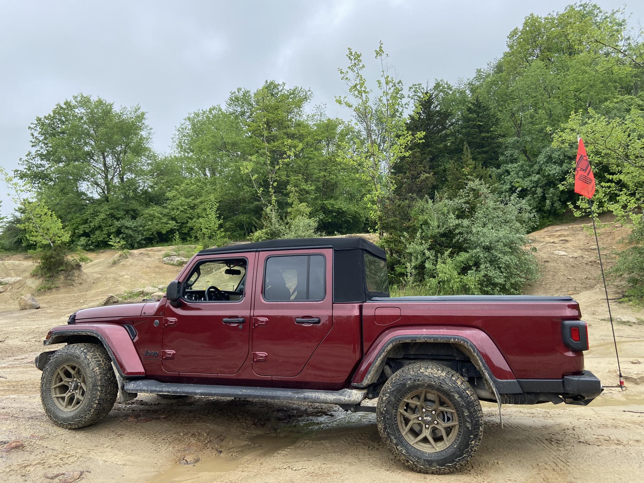 Jeep Gladiator Need some input 02BB7B02-5B30-4486-8279-CA942B3B1497