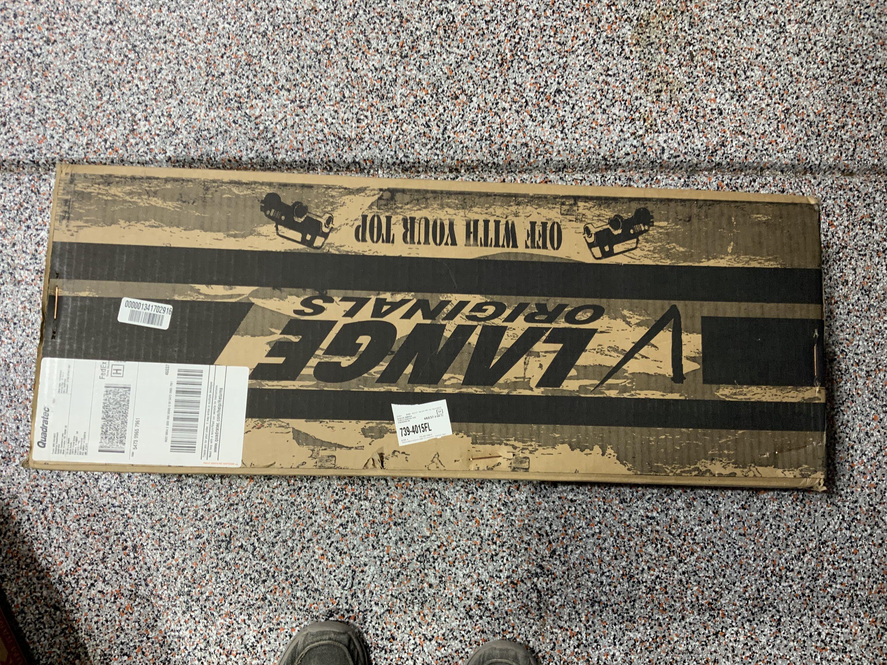 Jeep Gladiator Lange Hard Top Hoist Crank Style. New Still in box 200.00 567AAC66-2384-46B1-BE5D-A18CC30E9B4F