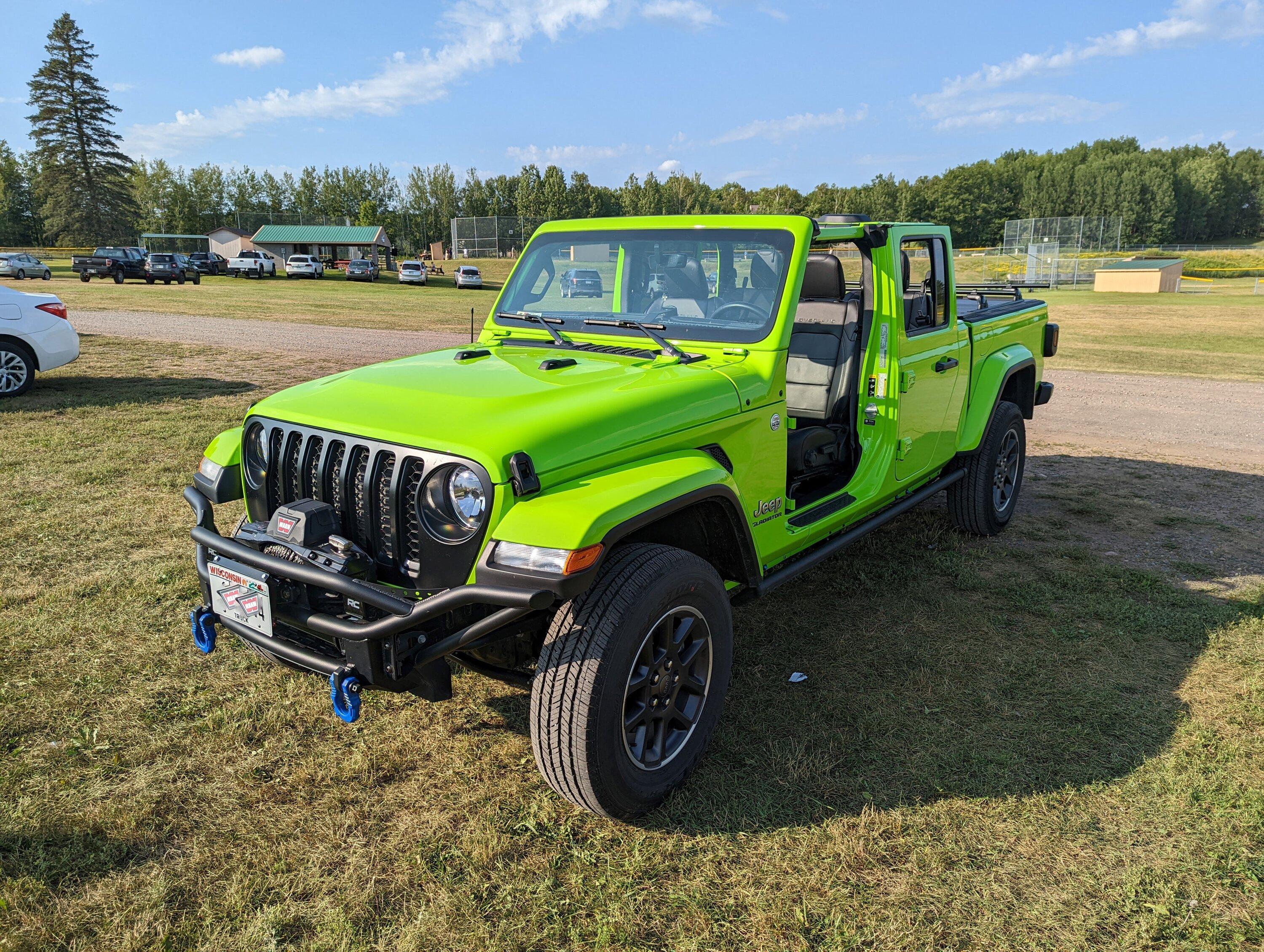 Jeep Gladiator Jeep Overland Tire Replacement Original