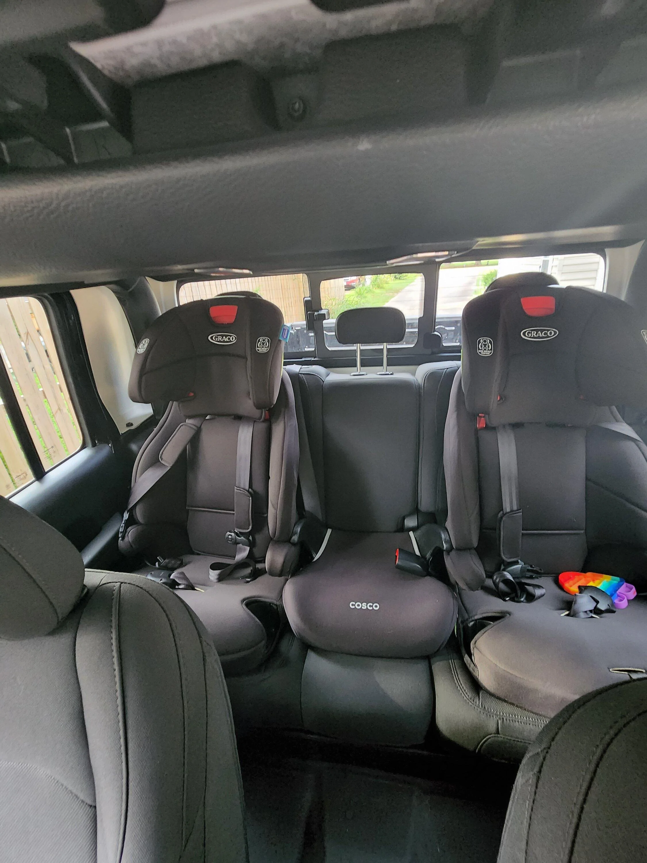 Jeep Gladiator Need Bench Seat Cover for carseats 16612041168351732818332938962058