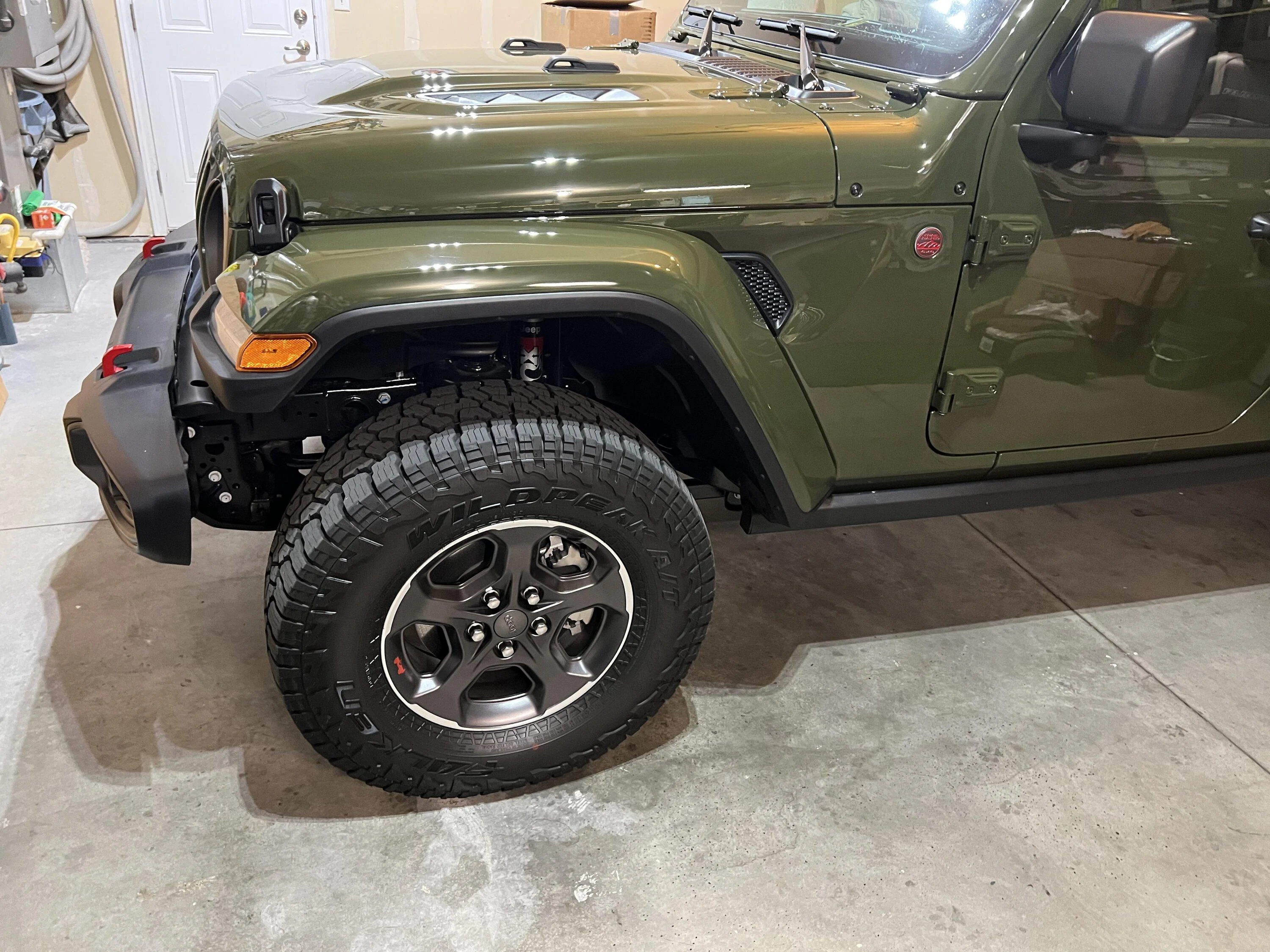 Jeep Gladiator Rubicon Takeoffs 370A4D0E-3F28-4404-9A67-9114CCA4A2E9