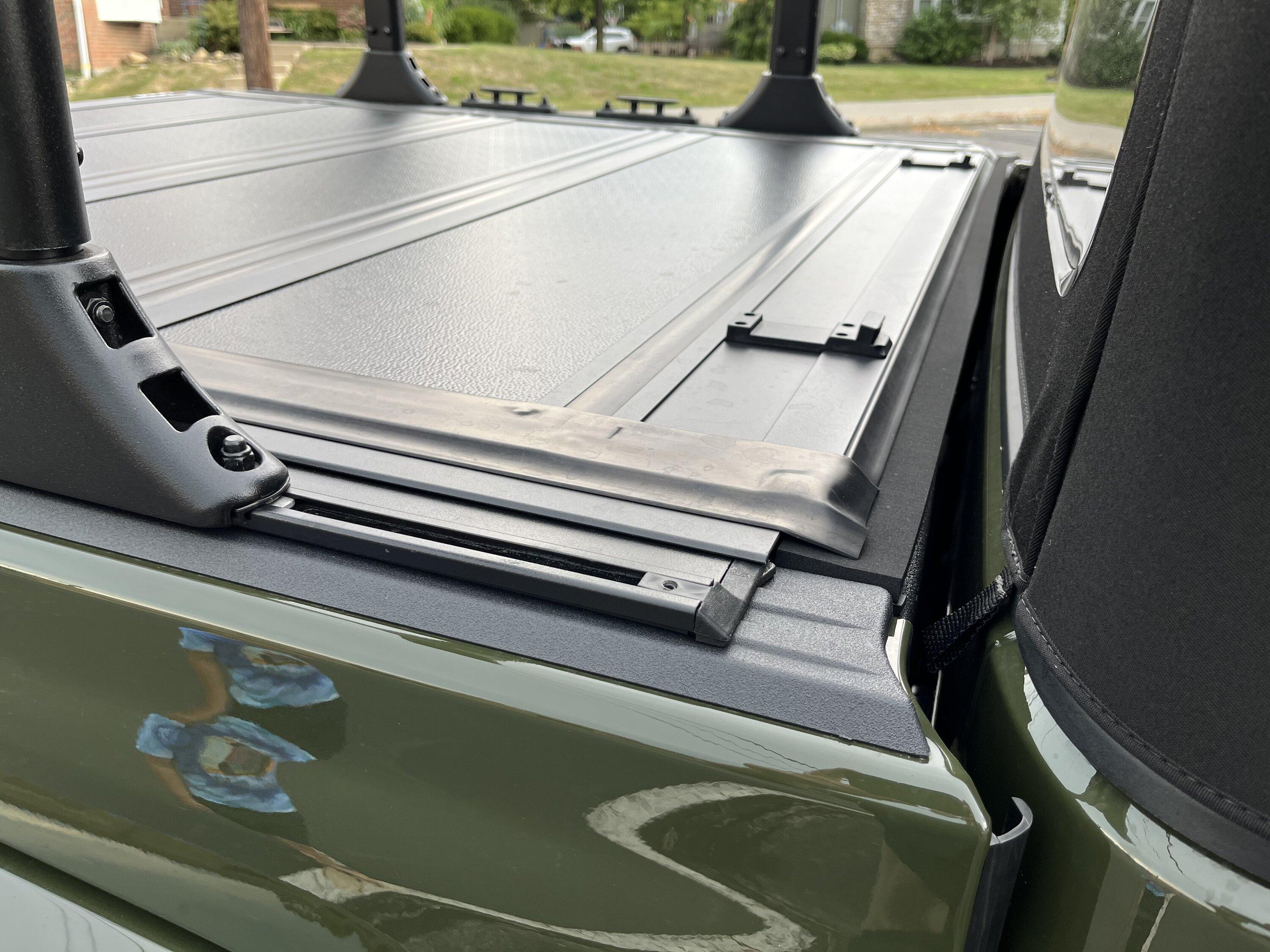 Jeep Gladiator Hard Cover Rack Combo - Elevate & Leer 5C361A6A-5282-4367-BE77-630335202358