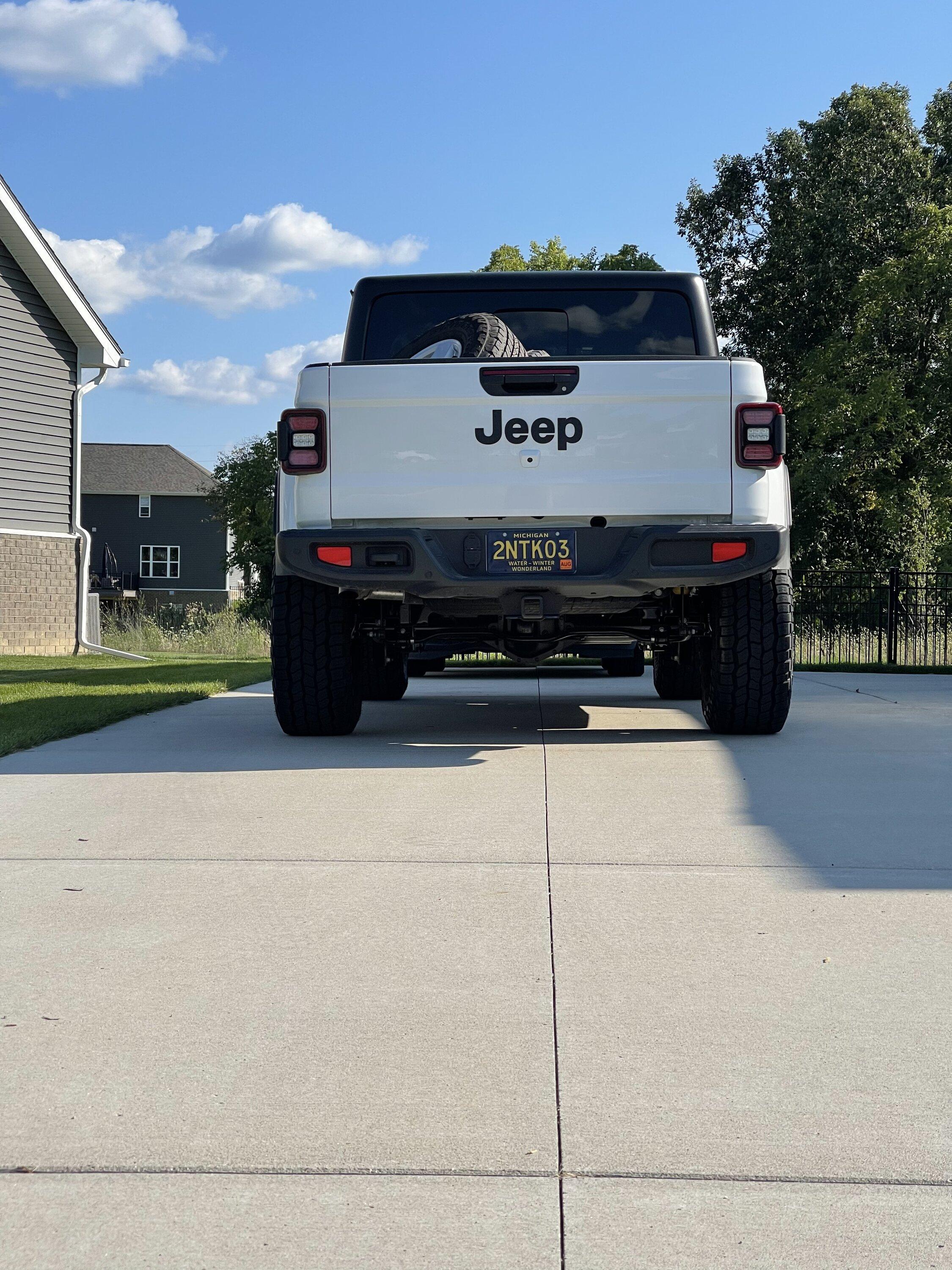 Jeep Gladiator 1.5” TF level, 315/70/17 on factory wheels 373B1F94-7142-41A5-BEE5-D733324F2BE5