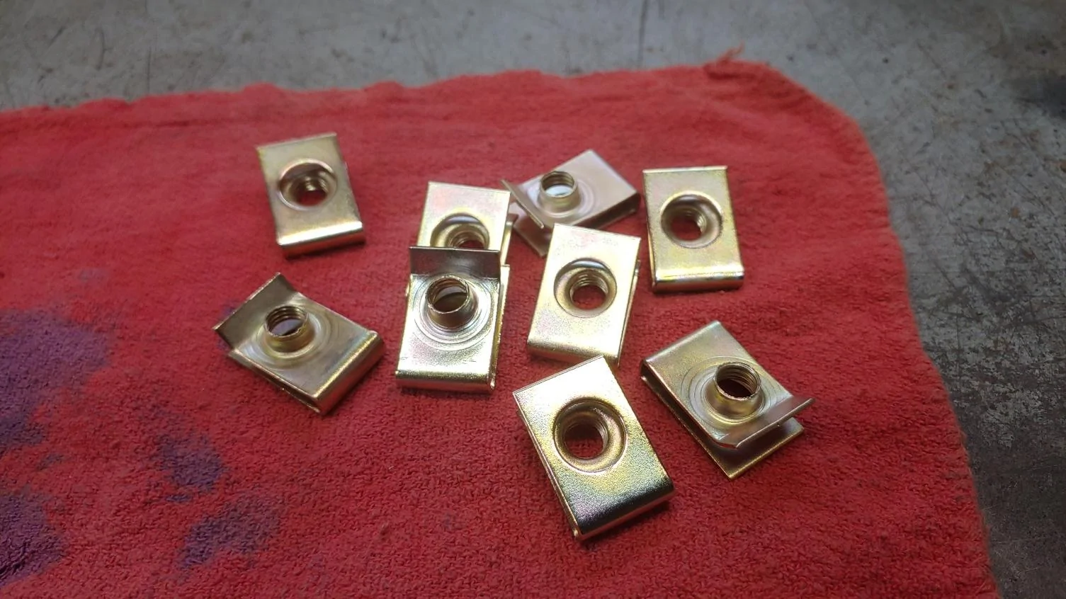 bumper-clips_8mm.jpg