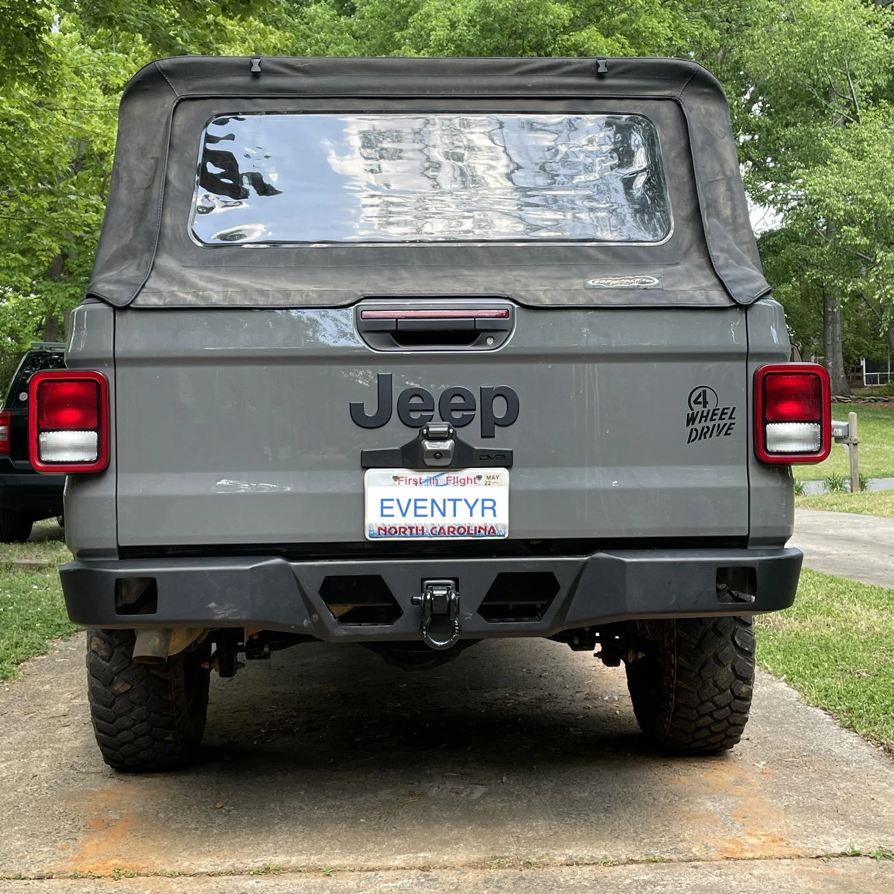Jeep Gladiator JT Softopper Truck Bed Cap and Camper Top Tent IMG_E5914