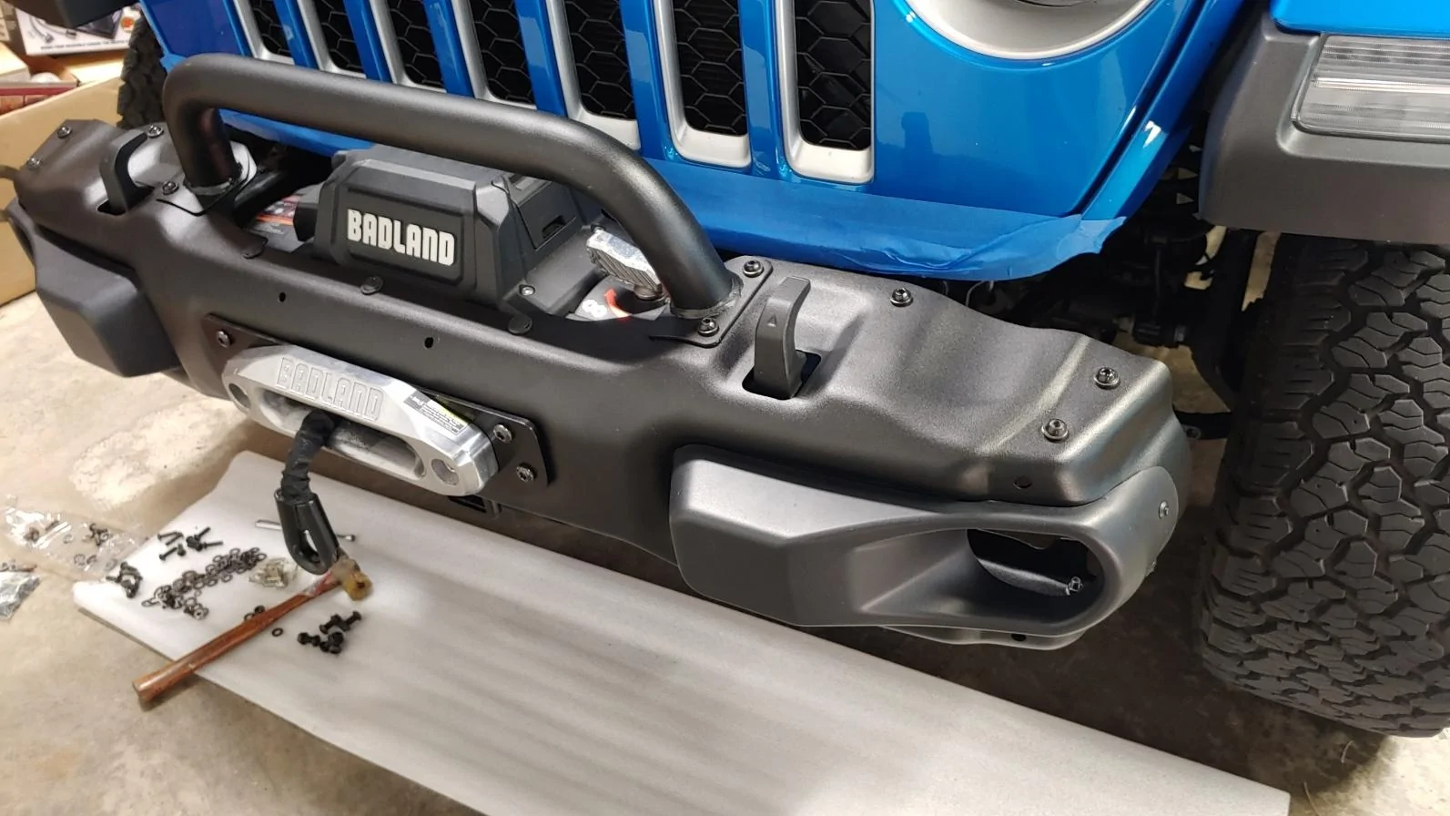Jeep Gladiator Knock Off Rubi Bumper with SB 12k 20220824_174508