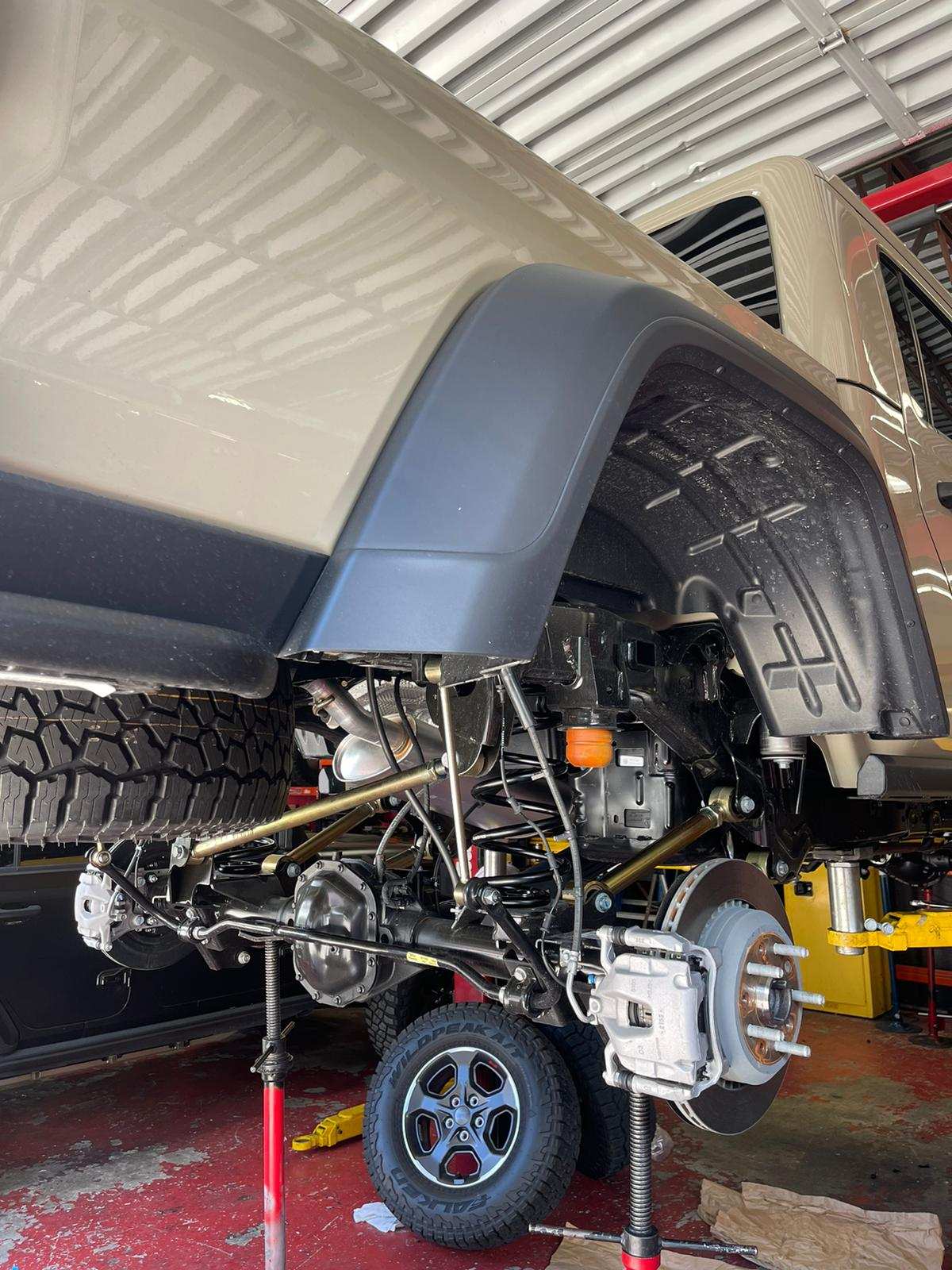 Jeep Gladiator 2022 Gobi Rubicon Build Attach0_20220824_231713