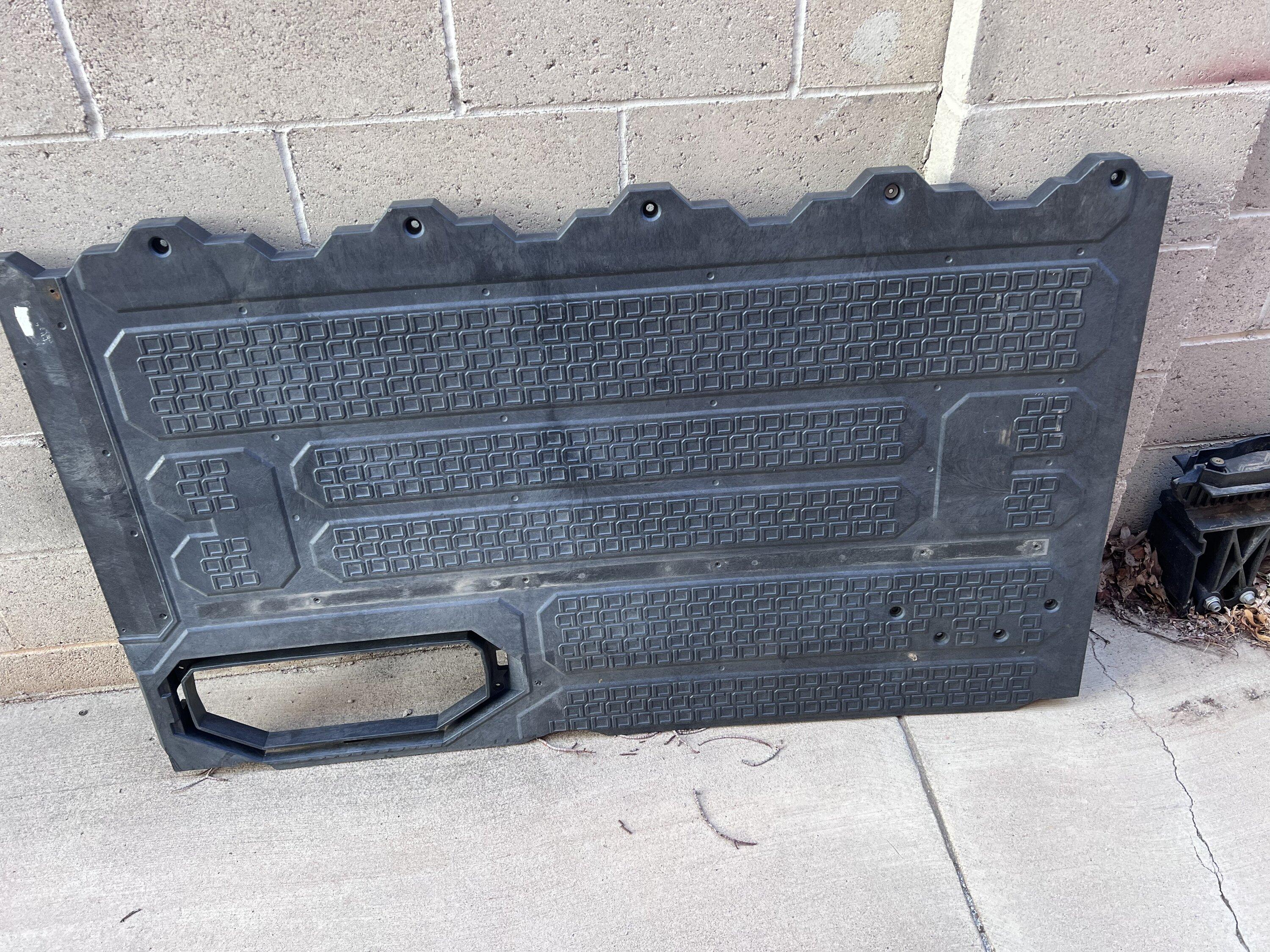 Jeep Gladiator Tell me all about your decked system 107BF6C2-7F16-41FD-8909-7AF68BFE9116