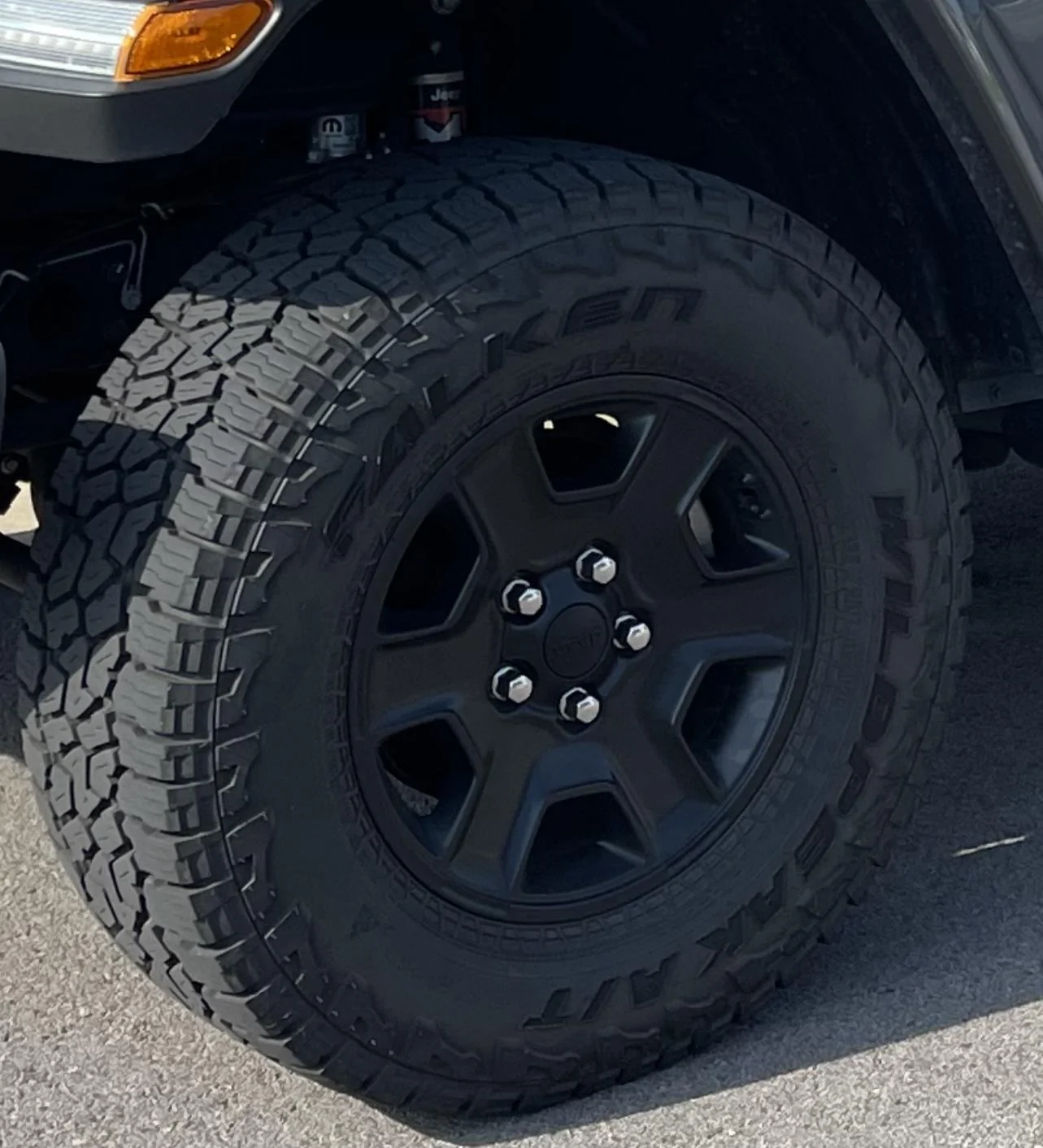 Jeep Gladiator Mojave Takeoffs Wheels & Tires Falken Wildpeak AT LT285/70R17 IMG_2940