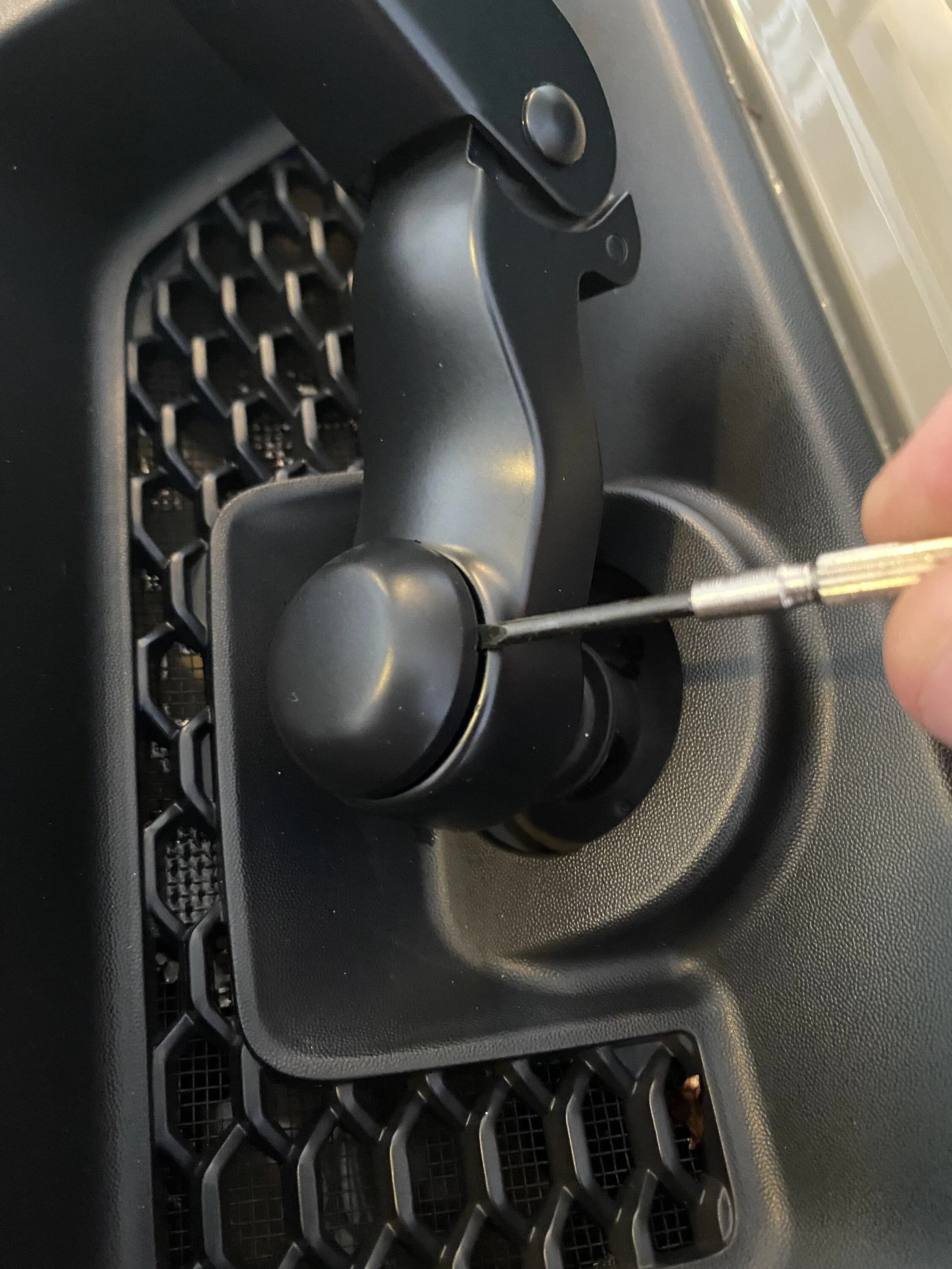 Jeep Gladiator Mopar Performance Windshield Wipers w/ Built-In Washer Jets Released For Jeep Gladiator IMG_1946