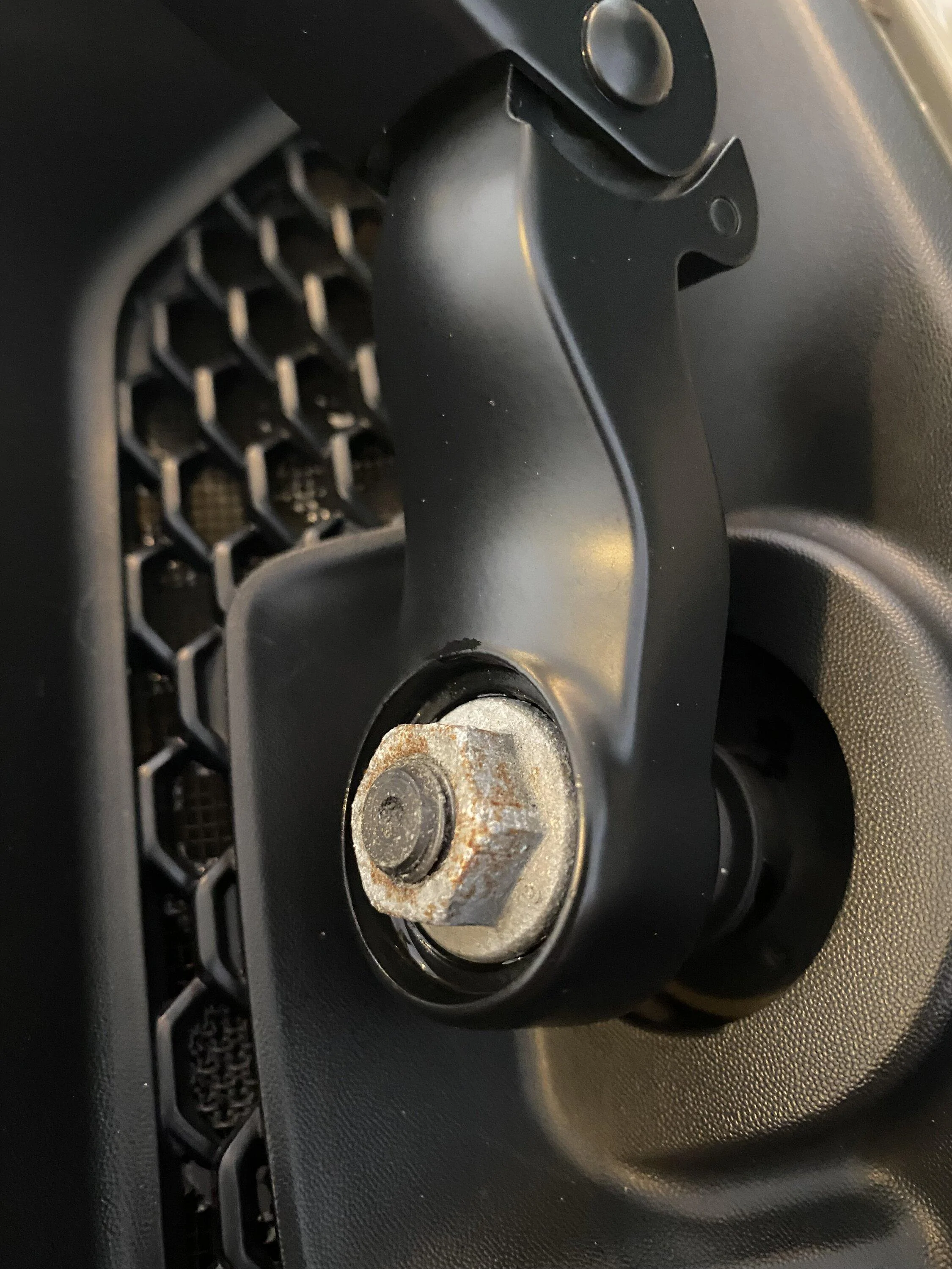 Jeep Gladiator Mopar Performance Windshield Wipers w/ Built-In Washer Jets Released For Jeep Gladiator IMG_1947