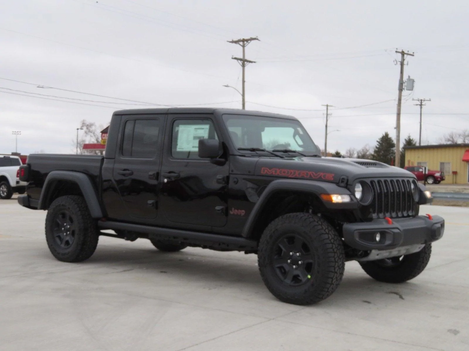 Jeep Gladiator 4% Under Invoice on Jeep Gladiators at Granger Motors - Save up to $7,500 off MSRP 1