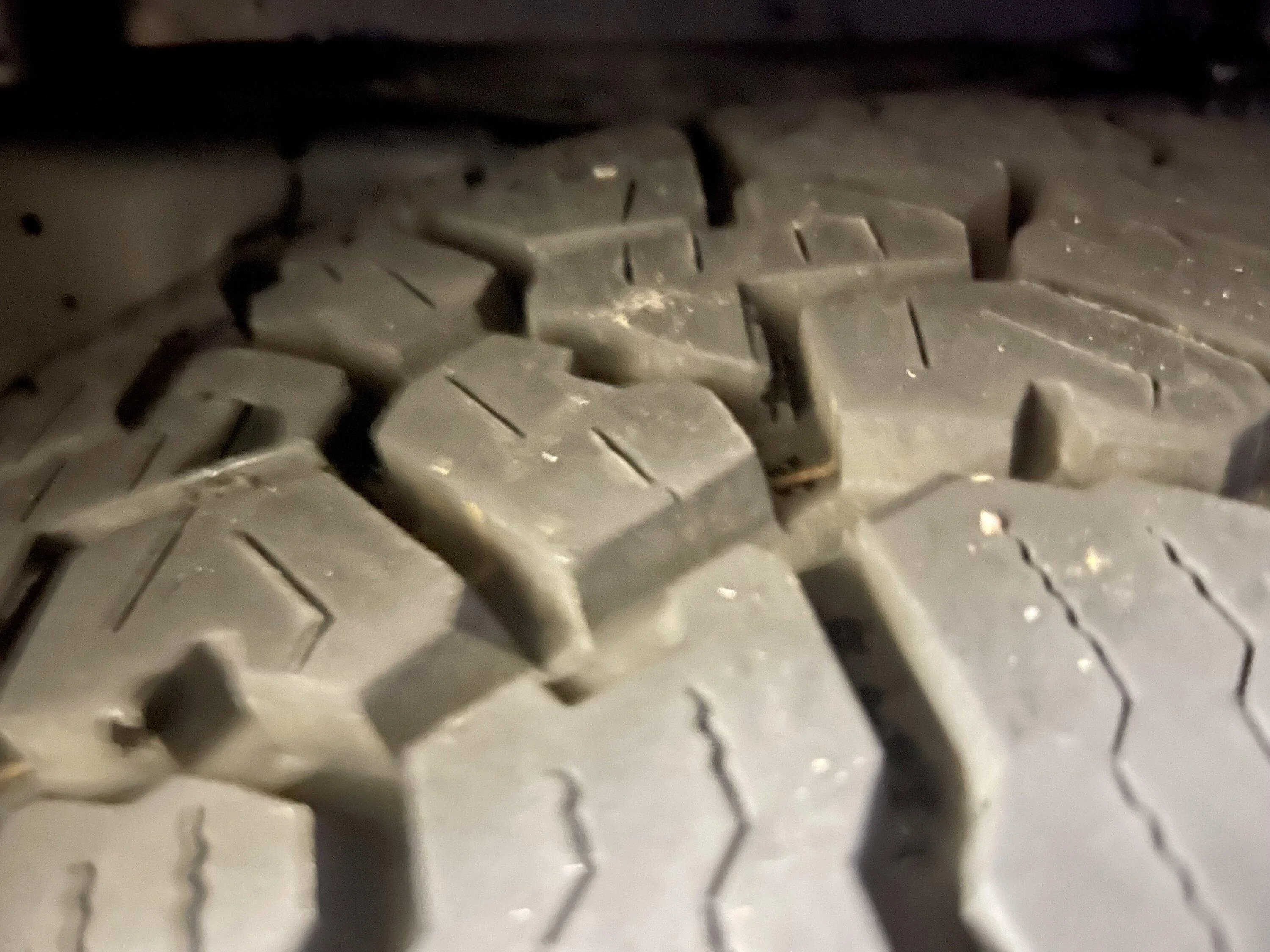 Jeep Gladiator Mojave Takeoffs Wheels & Tires Falken Wildpeak AT LT285/70R17 IMG_2951