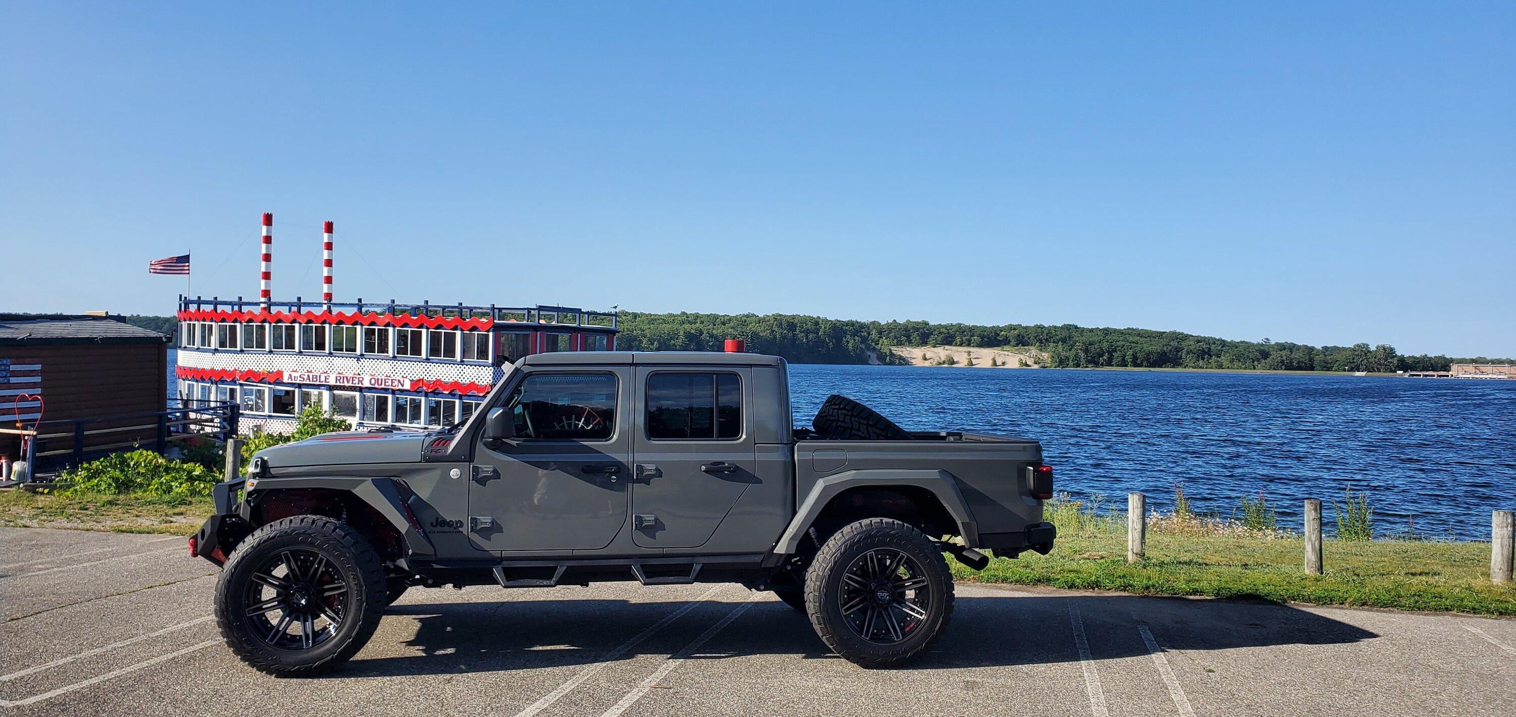 Jeep Gladiator Ladditude Outfitters 20220713_183720