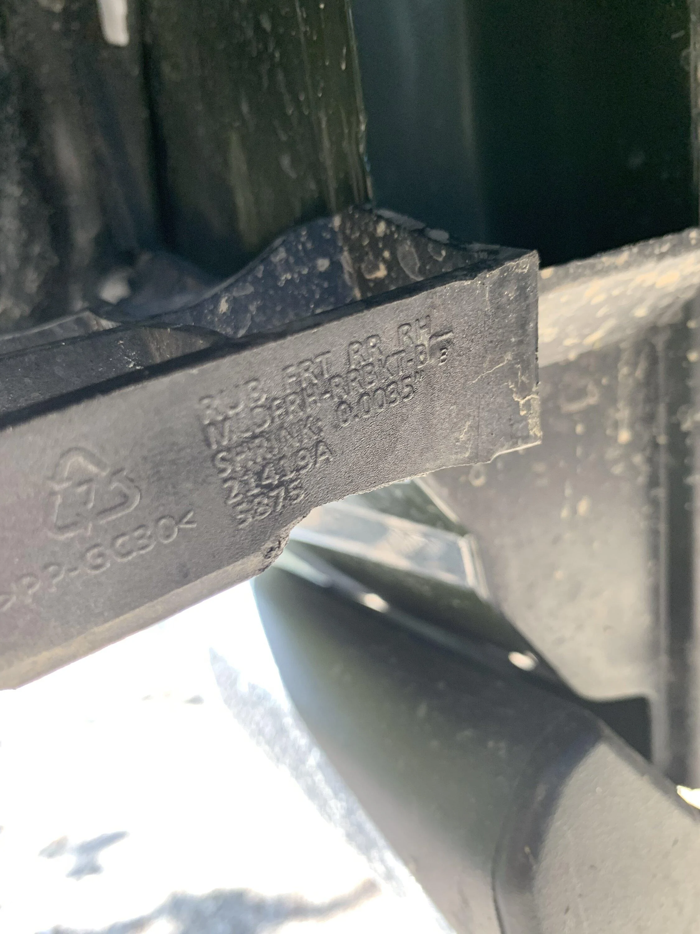 Jeep Gladiator Part number unknown, need help ! (fender flare bracket) 7AAF2DB8-49A0-4080-A36A-0B075DEFAE59