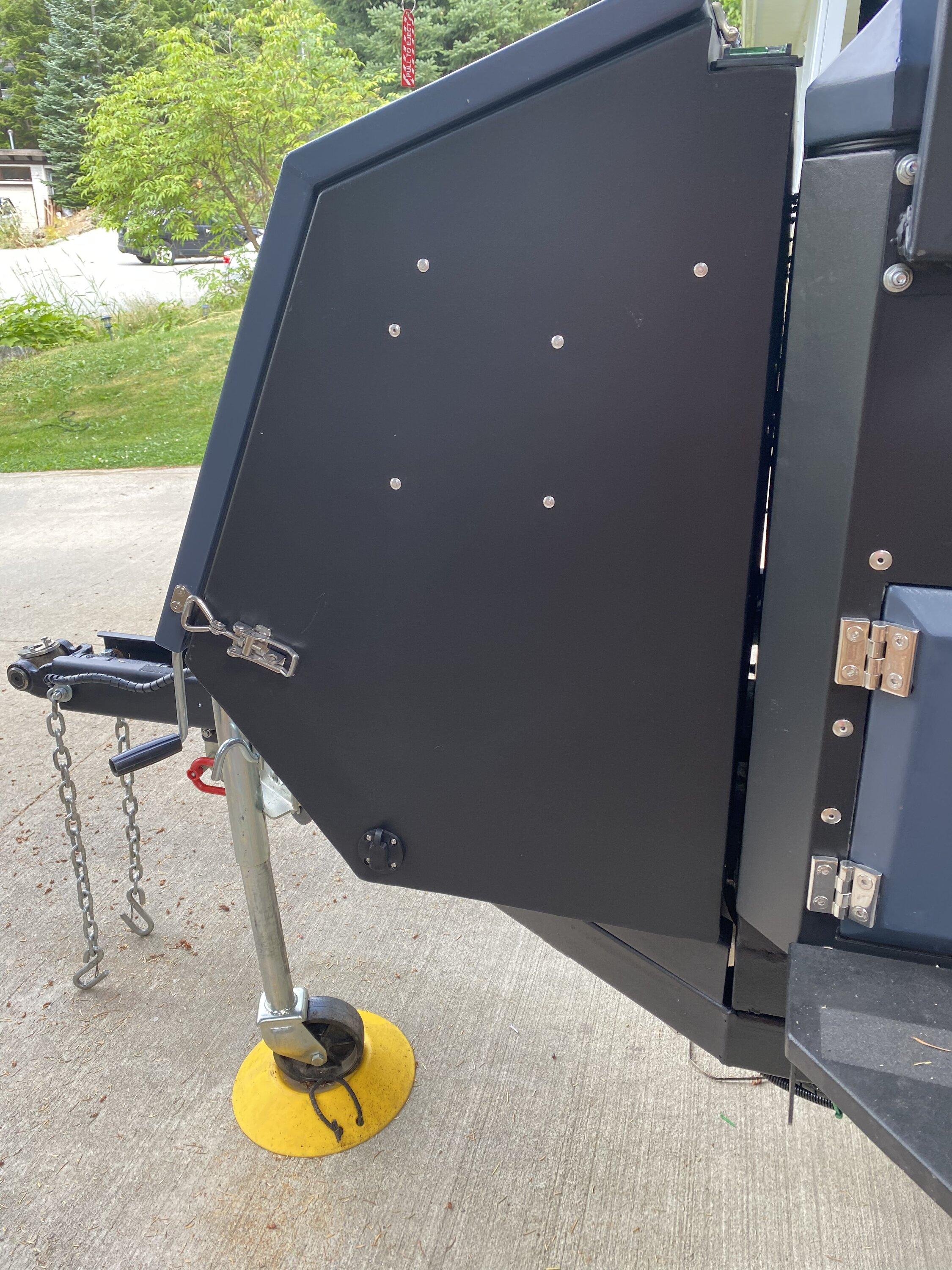 Jeep Gladiator Doghouse Gen II Overland Trailer 78E83B31-0520-41A3-AA50-C41E98C3D0DA