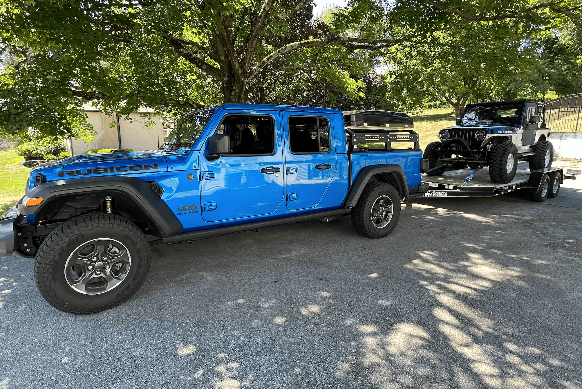 Jeep Gladiator Broncos with doors off? 1661565632149