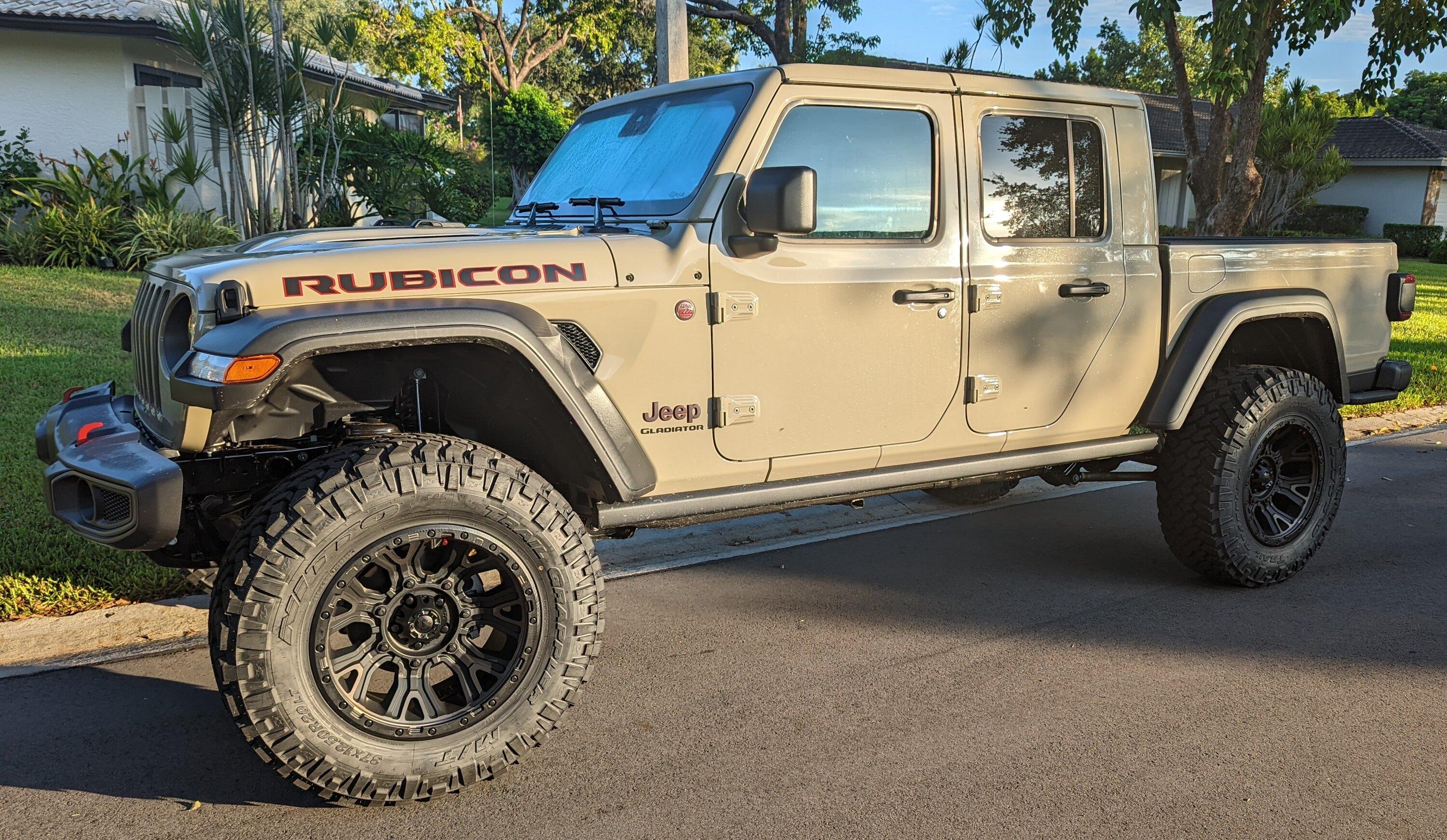 Jeep Gladiator 2022 Gobi Rubicon Build PXL_20220827_114629512