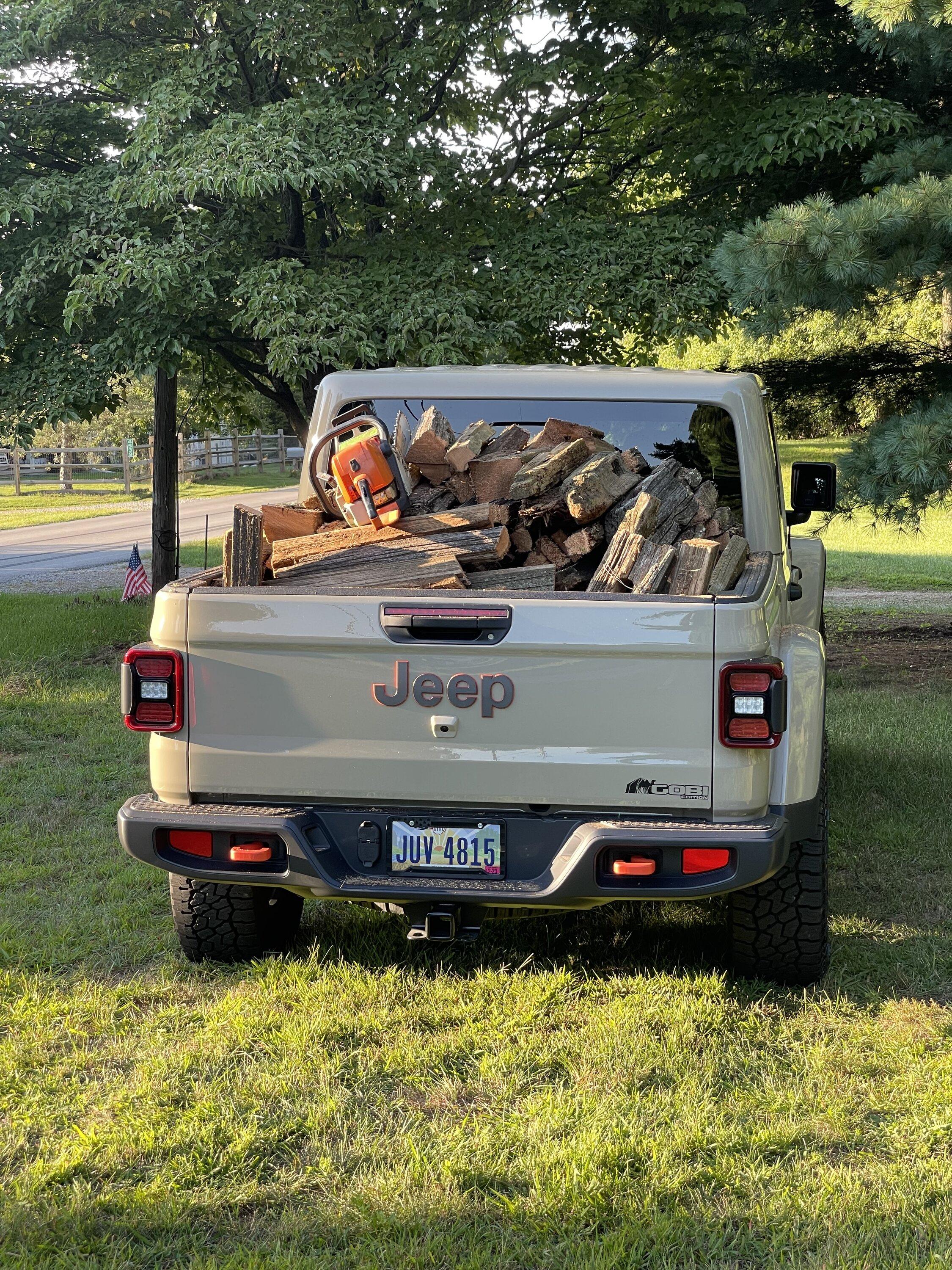 Jeep Gladiator What did you HAUL in your JT today? D27A78BE-2DAB-4F59-AEC4-FBF96CEC561E