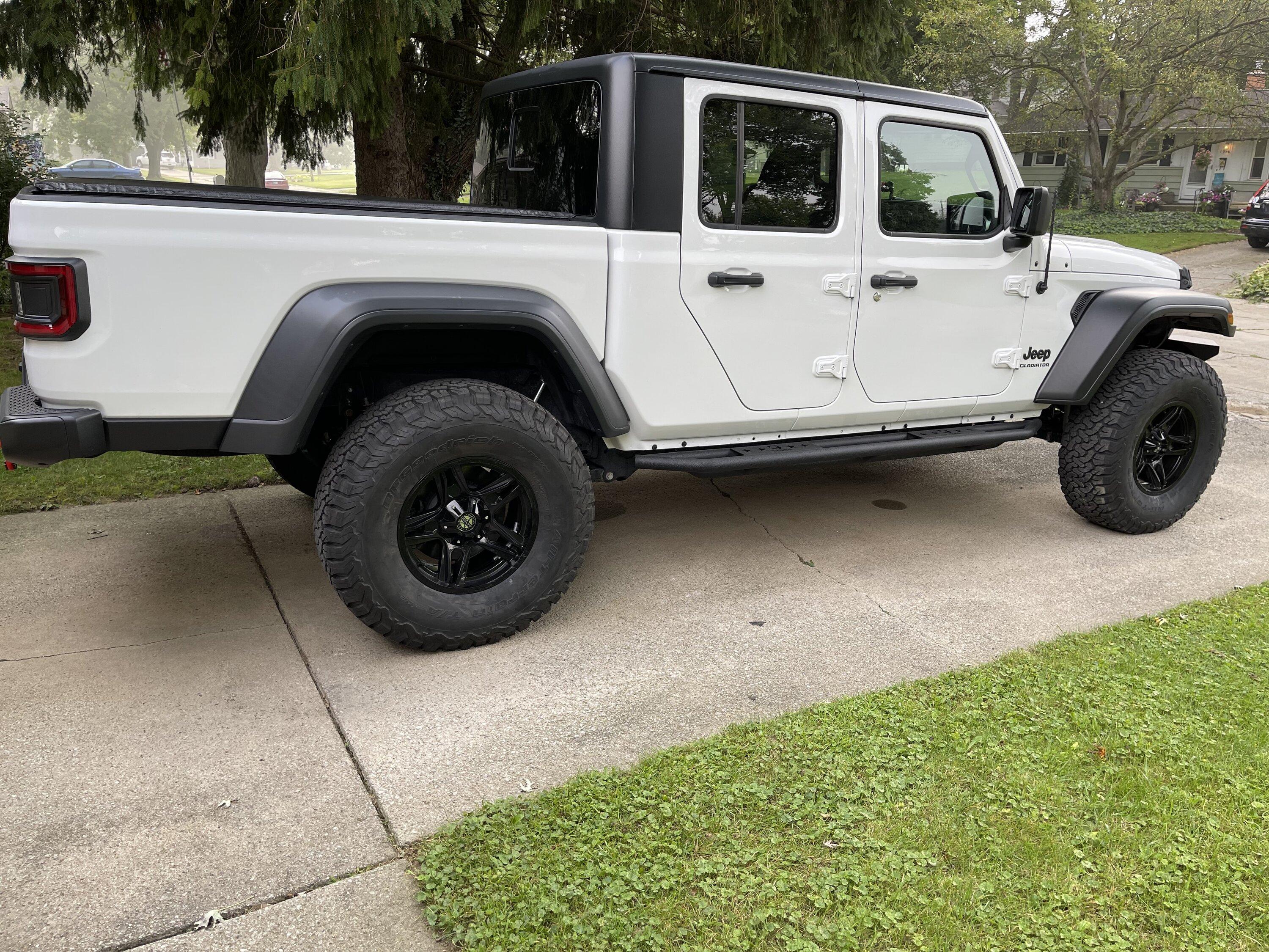 Jeep Gladiator Lets see all those Gladiators with lifts and bigger tires! 1FC6D442-7CB6-4DB6-8D60-49669FD0AE5F