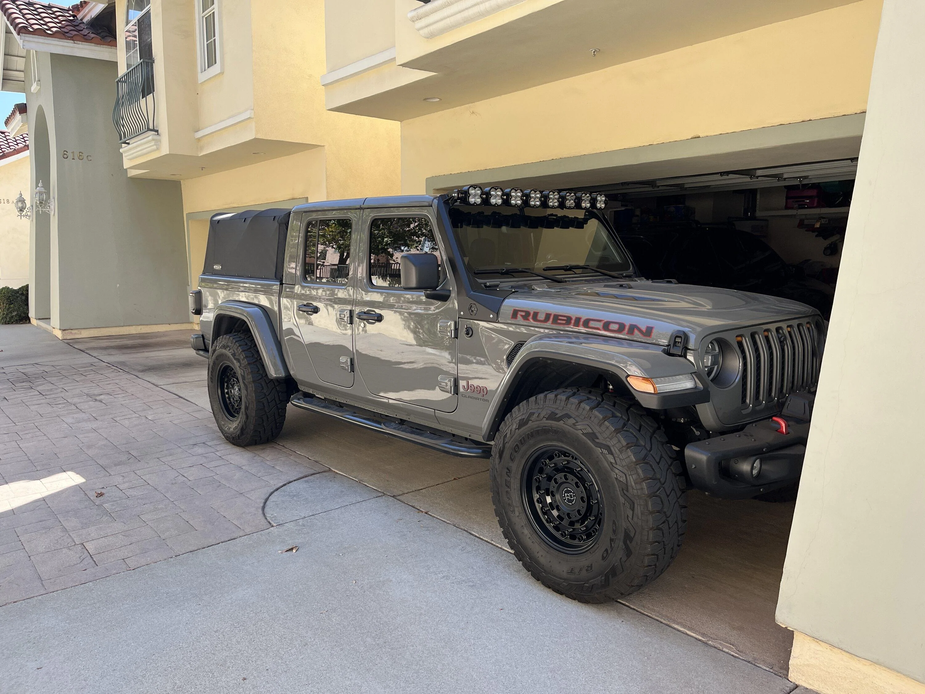 Jeep Gladiator Baja Designs XL linkable roof mount IMG_7710