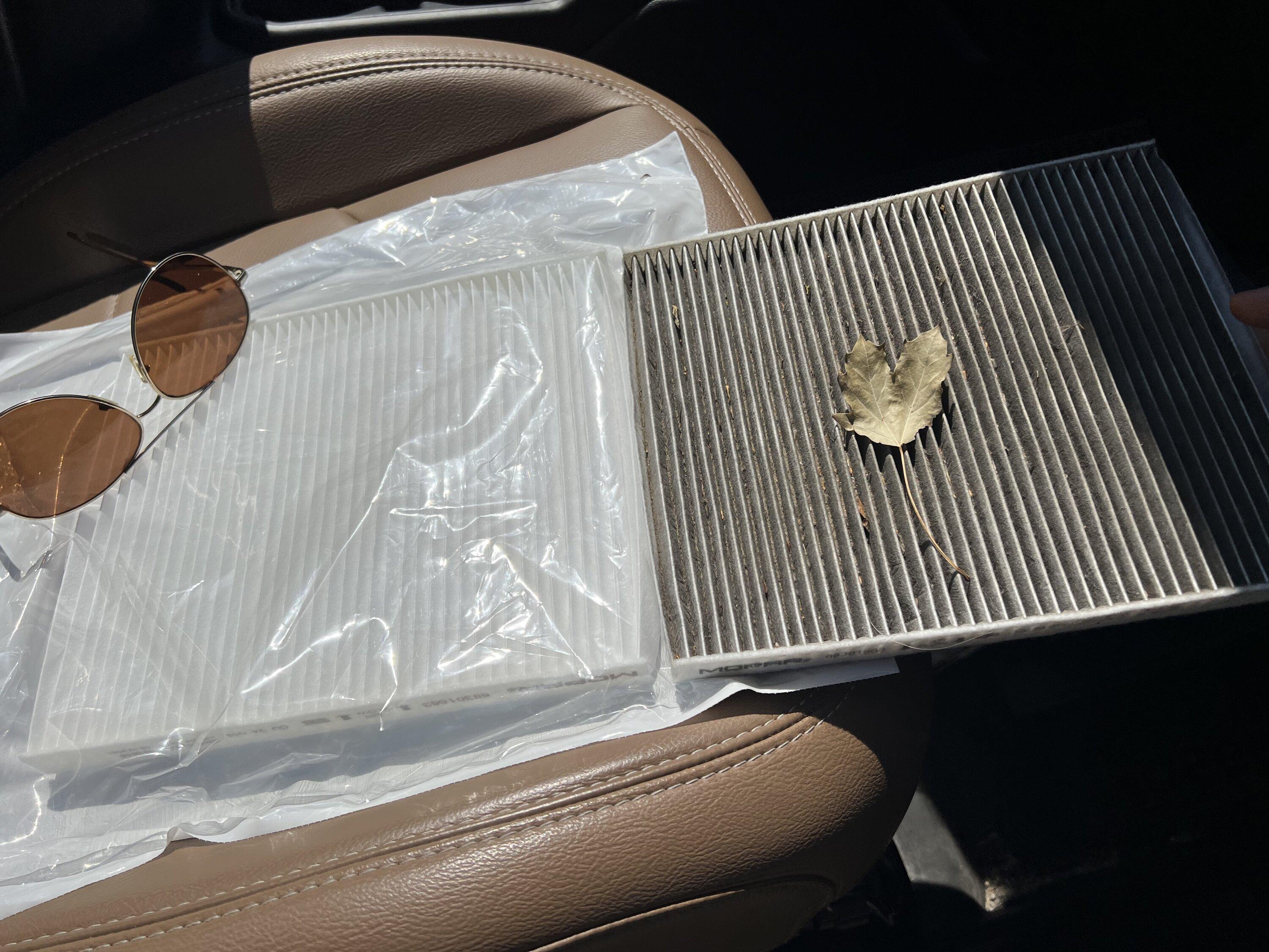 Jeep Gladiator Check Your Cabin Air Filter! 1F7E4201-4713-4EA6-904F-1972474074C6
