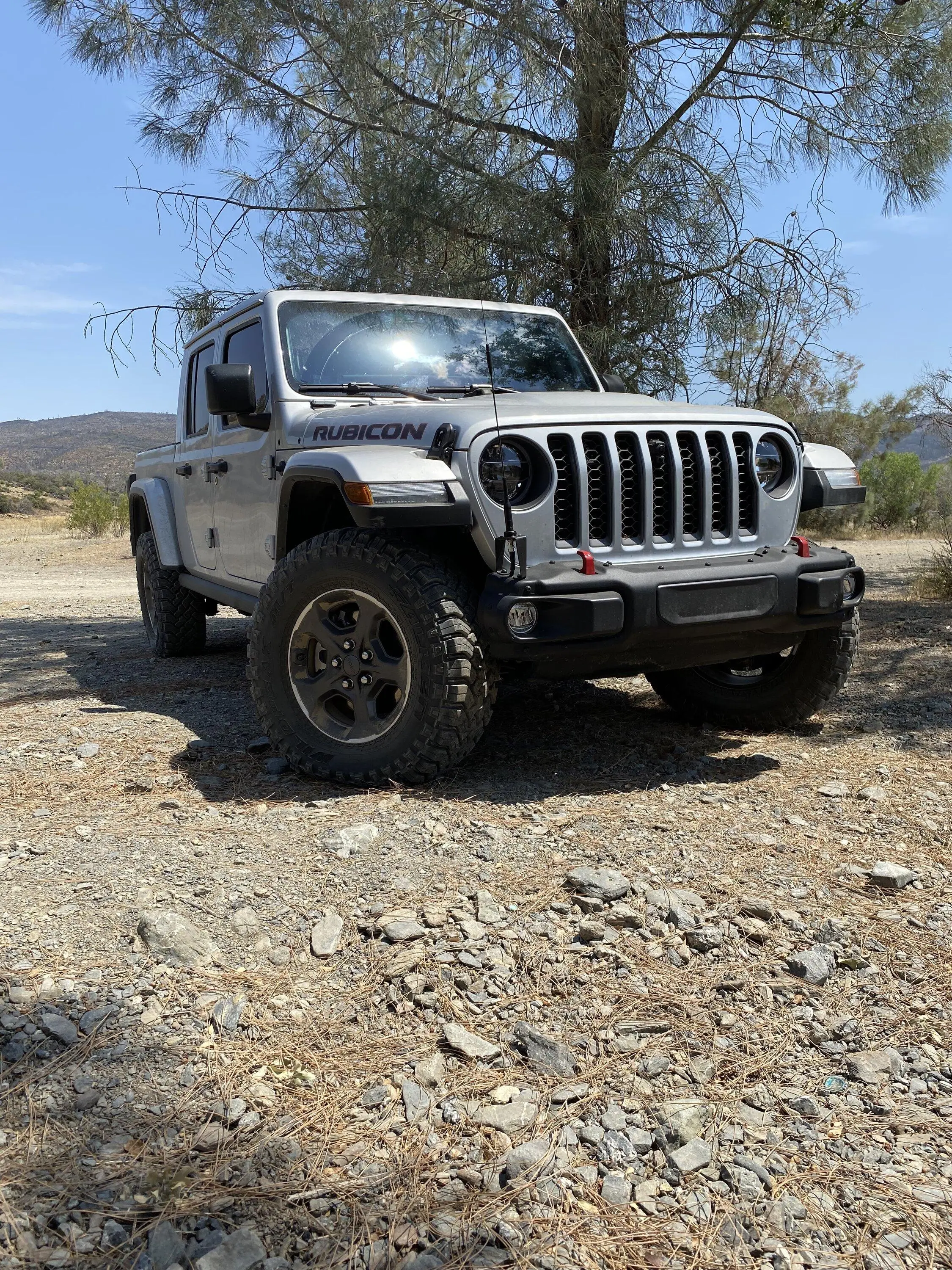 Jeep Gladiator GMRS / CB antenna locations - near A pillar or mid point on hood E3506574-FA11-4A13-9E4D-7814C1410875