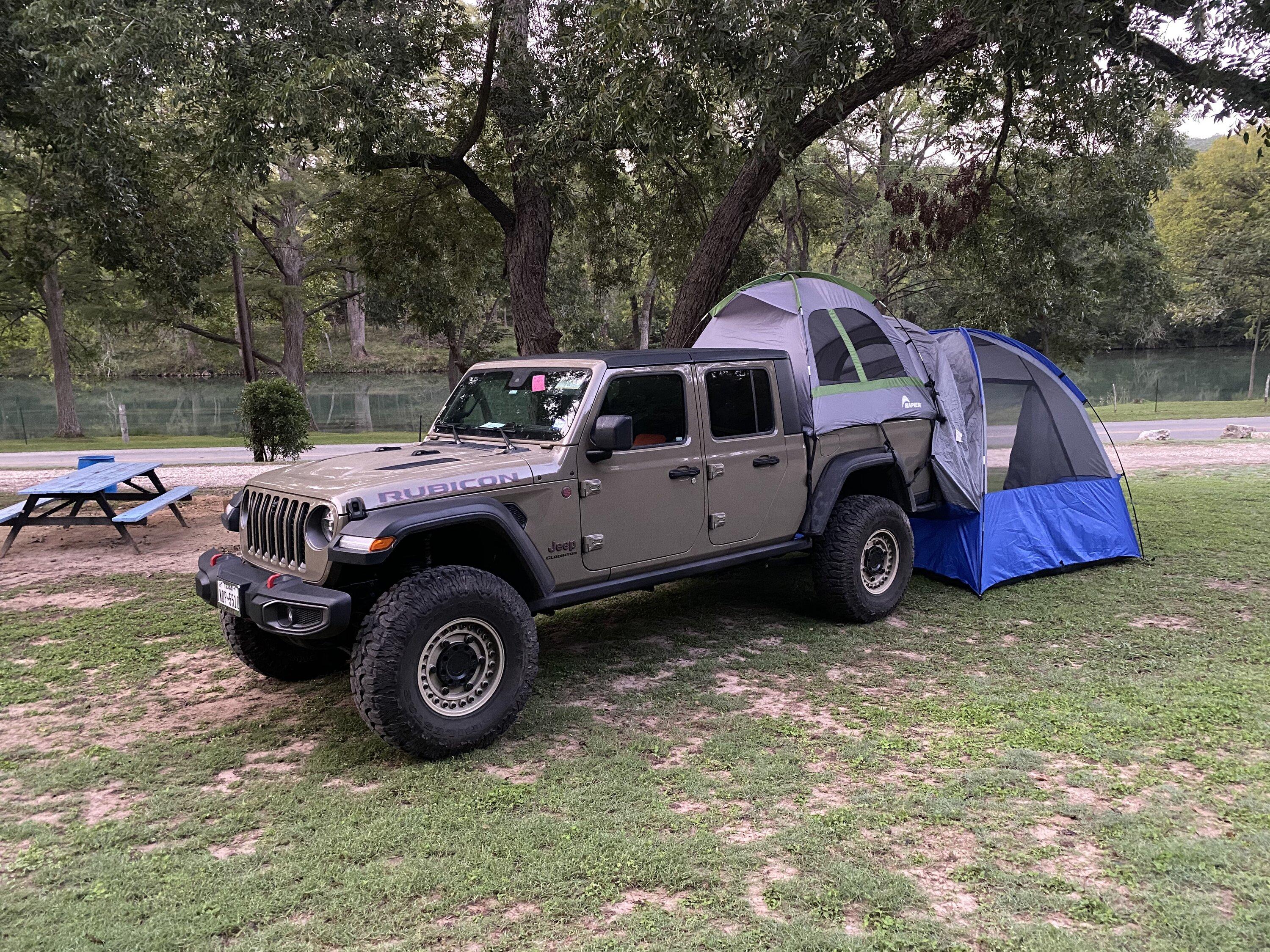 Jeep Gladiator Does anyone use this setup, " Rightline Gear 4x4 Gladiator Truck Tent Truck Tent with Airbedz Mattress" IMG_0760