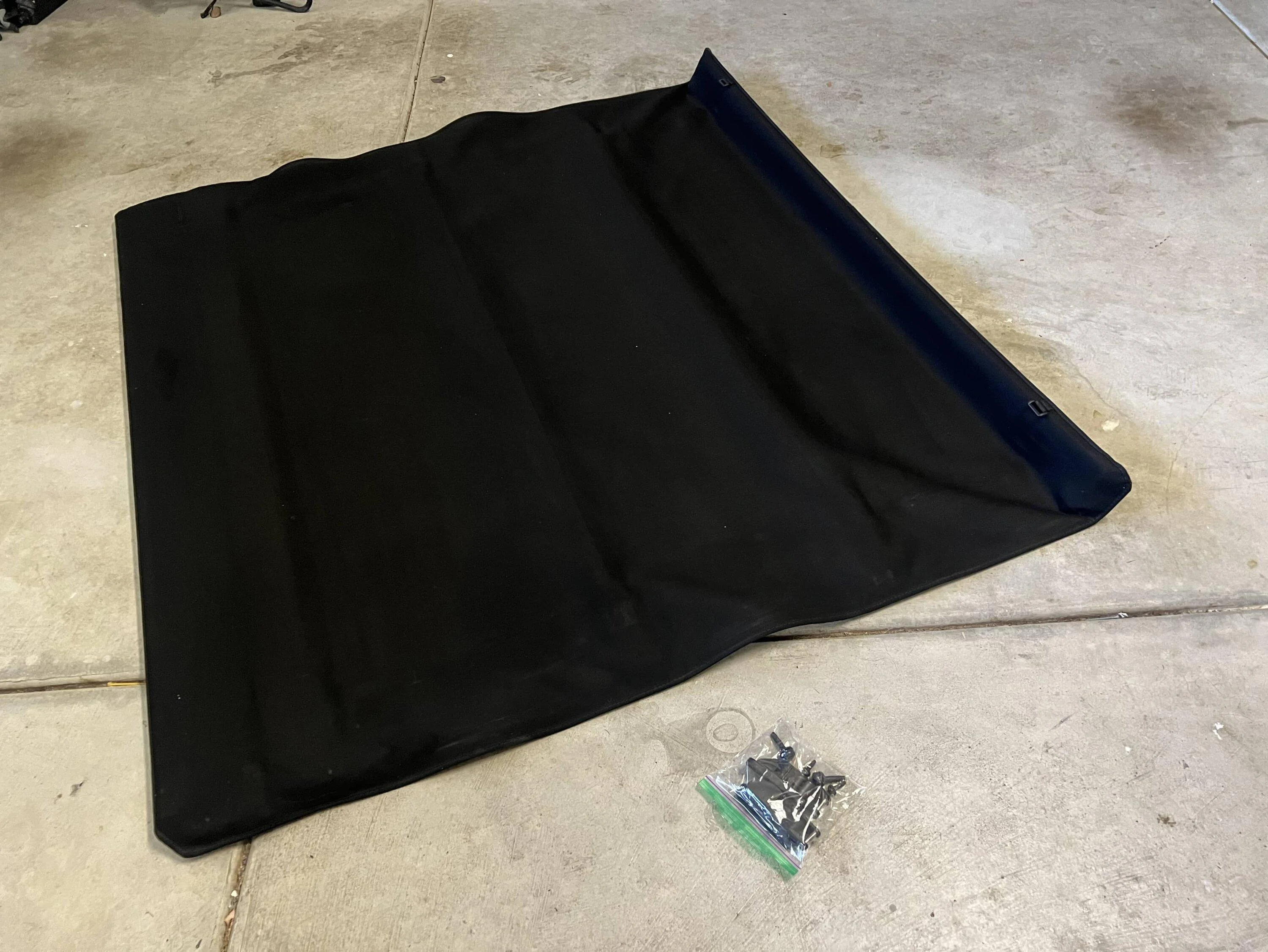 Jeep Gladiator Mopar Tonneau soft cover $400 3495759B-1FEC-45AD-A4DC-53531559AC6E