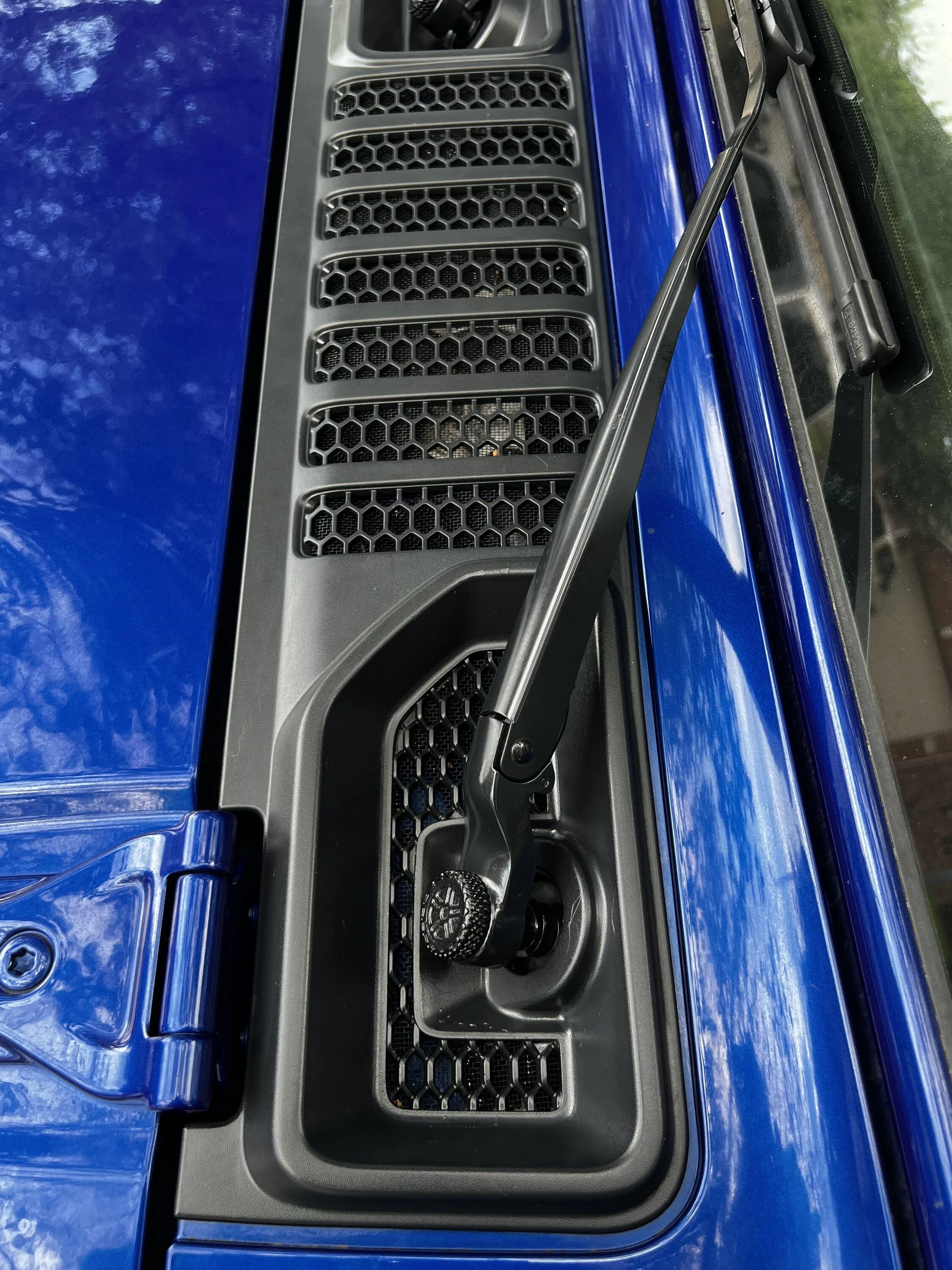 Jeep Gladiator ?? ☔️ Threedom Custom Wiper Arm Caps? tyu78