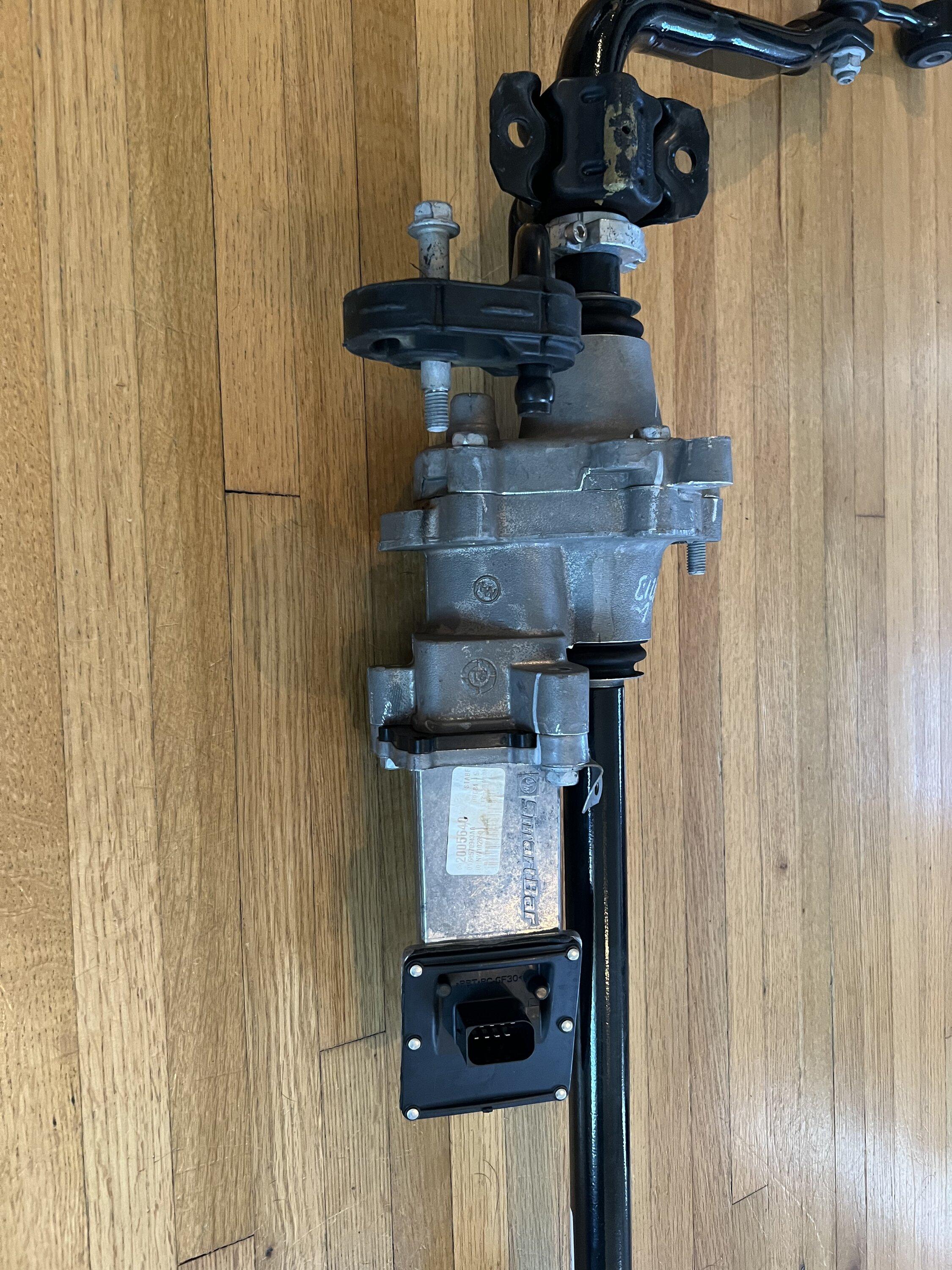 Jeep Gladiator Rubicon Sway Bar Factory Disconnect system. 9135726F-FAC1-4FAC-A776-EA31451B3175