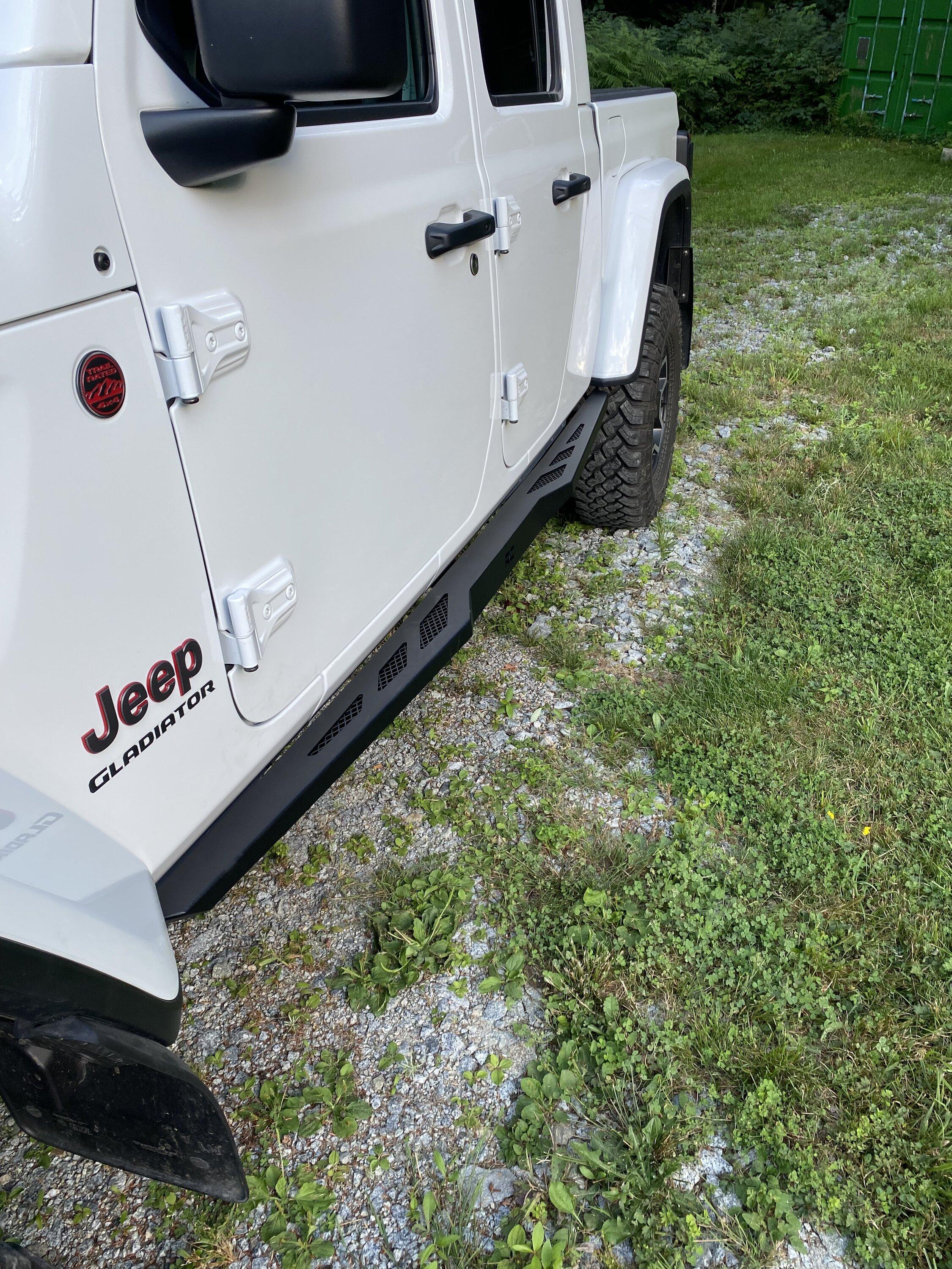 Jeep Gladiator Does anyone have experience with these sliders? IMG_3728