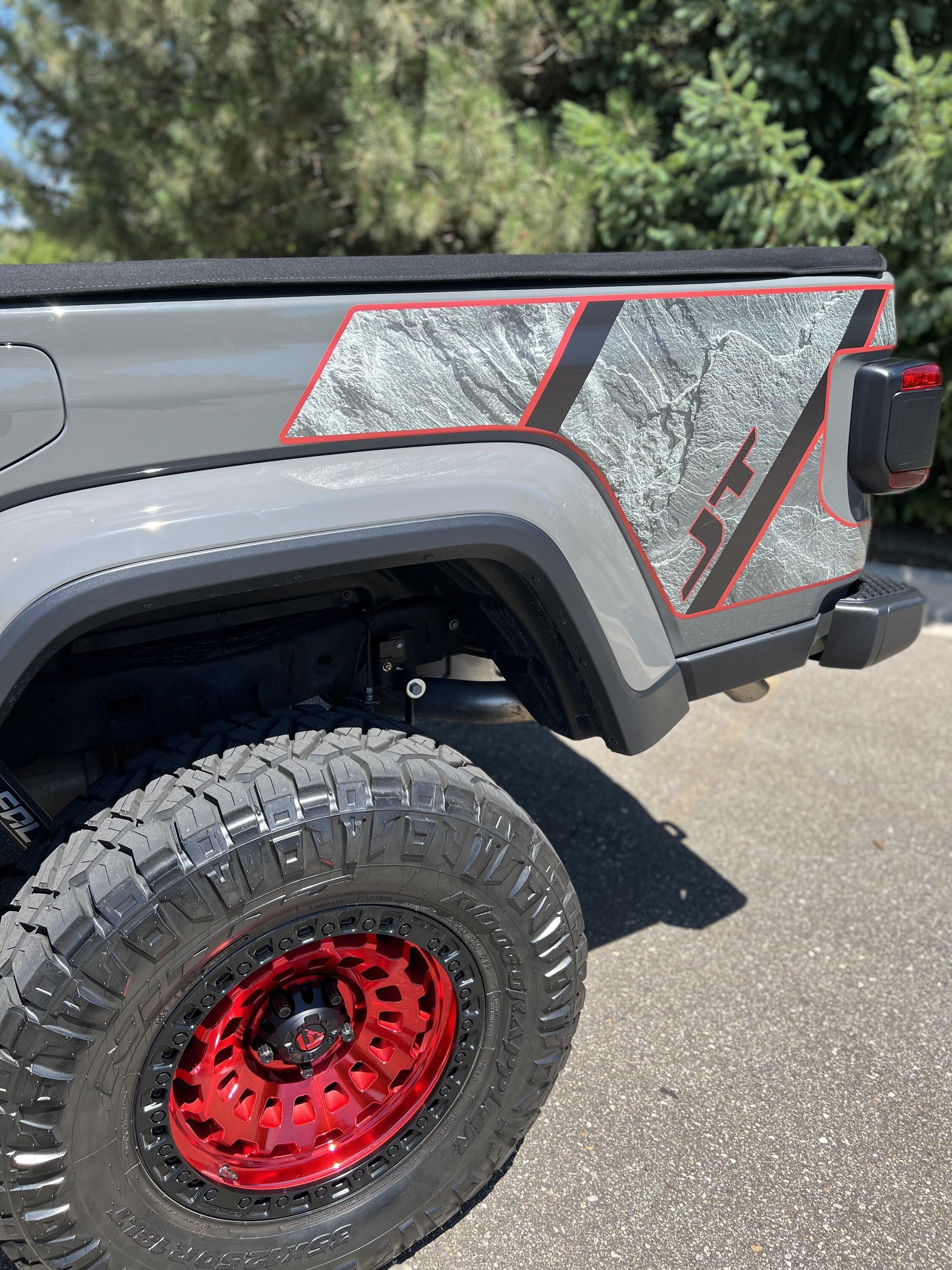 Jeep Gladiator Graphic Mods 8ECC6E35-44B7-44EA-A70B-DD27138AAD1A
