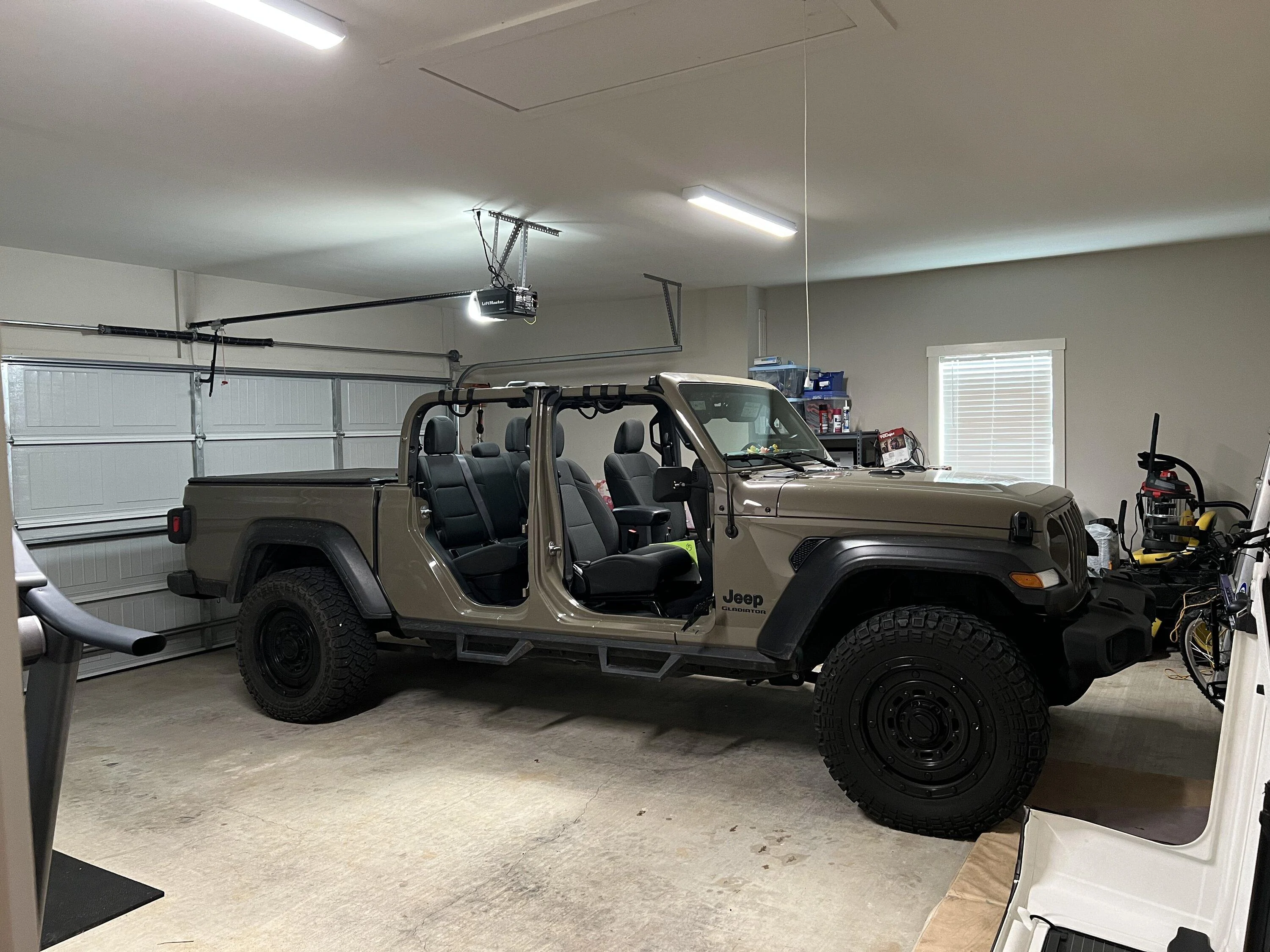 Jeep Gladiator What did you do WITH your Gladiator today? 70D65D68-4934-40AE-B10A-399766FF31F2