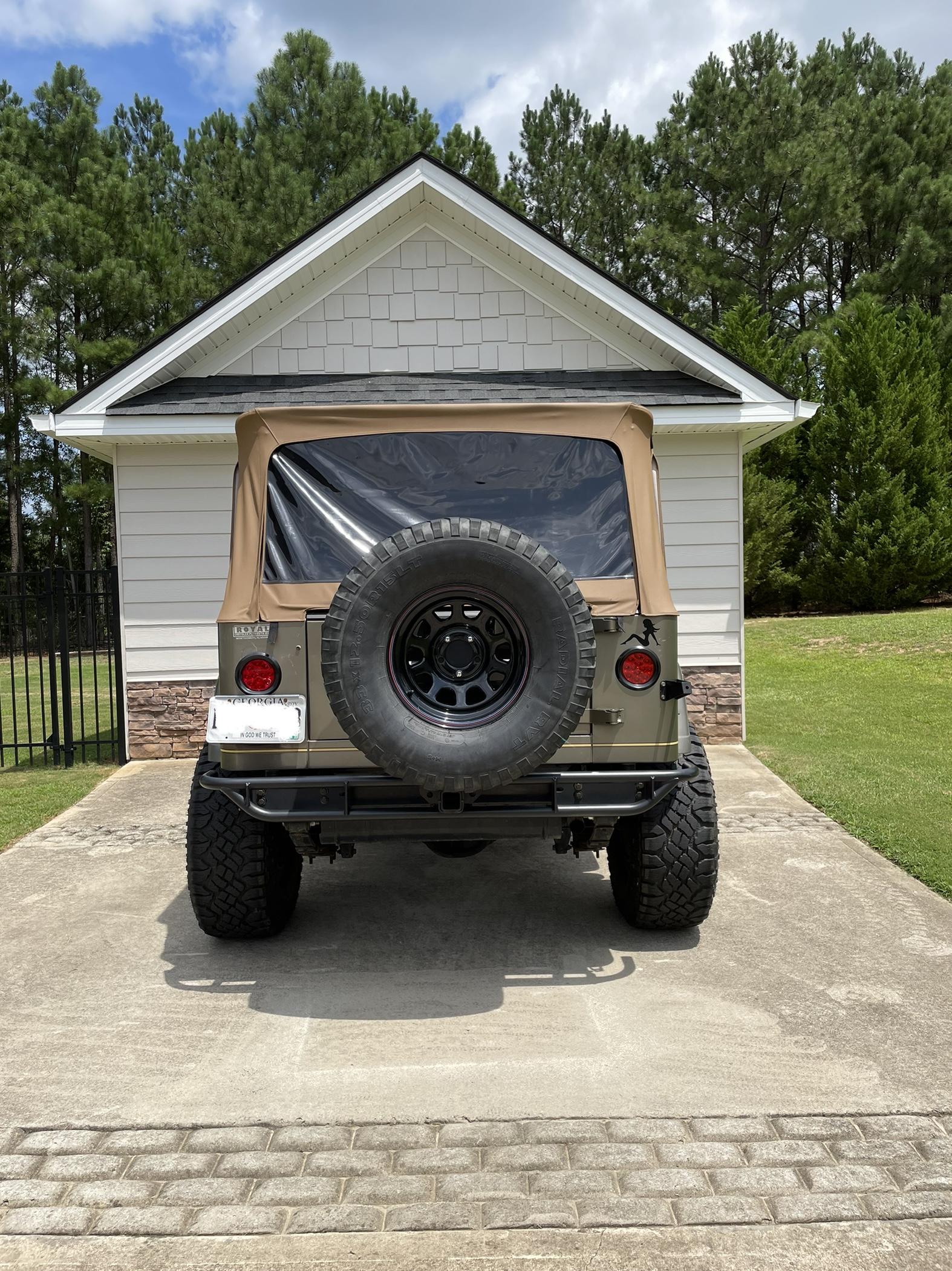 Jeep Gladiator 1989 Jeep Wrangler Sahara B015BB48-3DB2-4A0D-AD40-55CF20CD1FE3