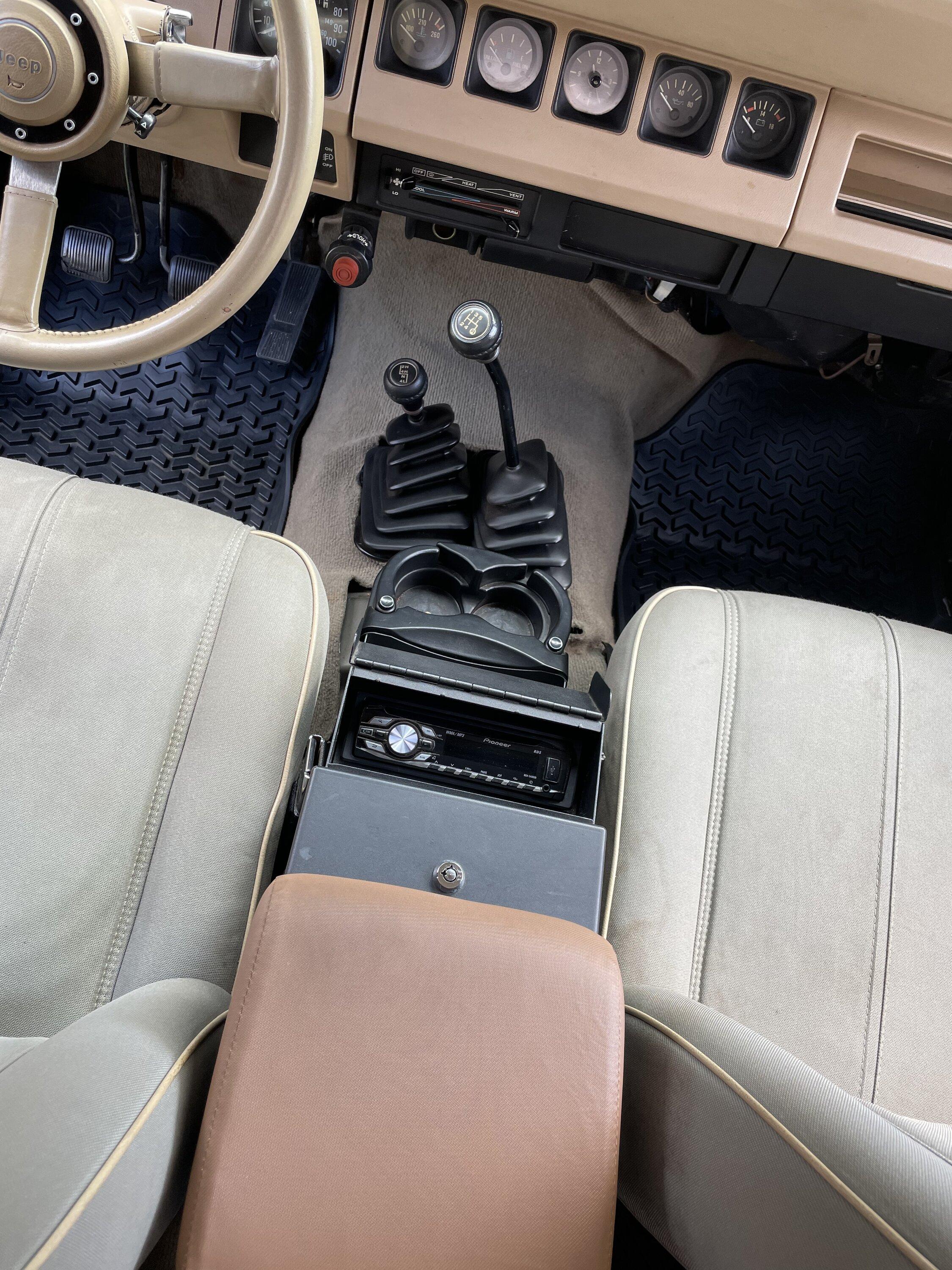 saharaページ High-Quality OEM Serena 2001-2003 Auto Radiator 21460-Ae000