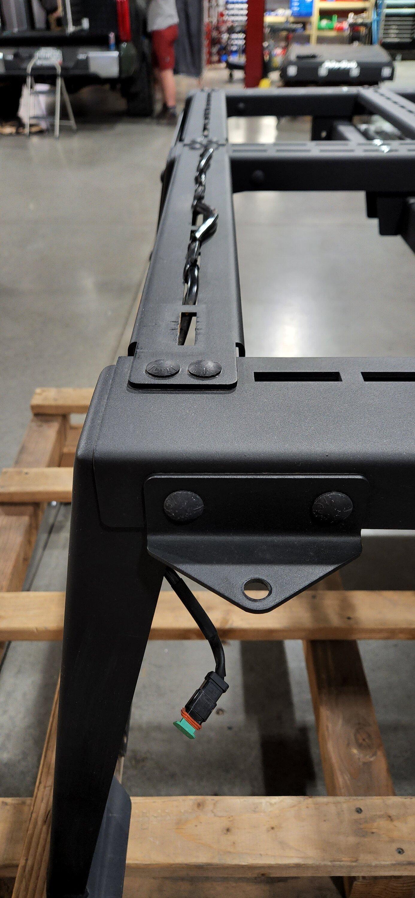 Jeep Gladiator Rebel Off Road XPLOR Full Height Bed Rack w/ Literider Cover - $1500 (50% off MSRP) 20220831_194624