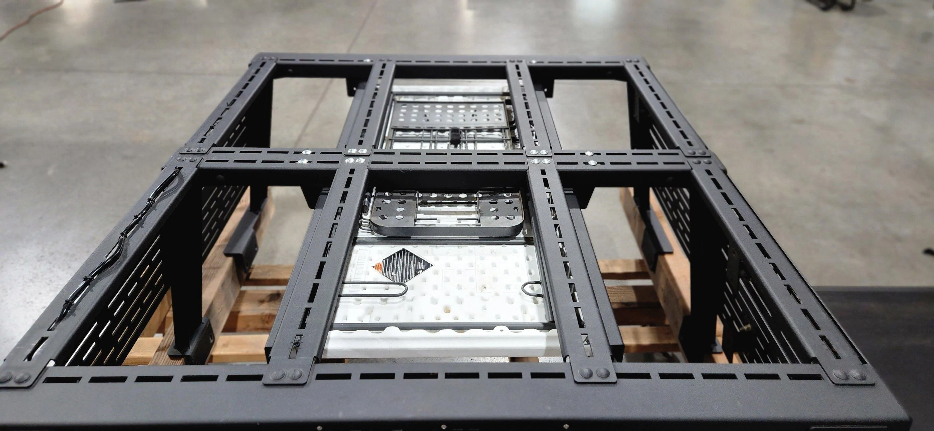 Jeep Gladiator Rebel Off Road XPLOR Full Height Bed Rack w/ Literider Cover - $1500 (50% off MSRP) 20220831_194727