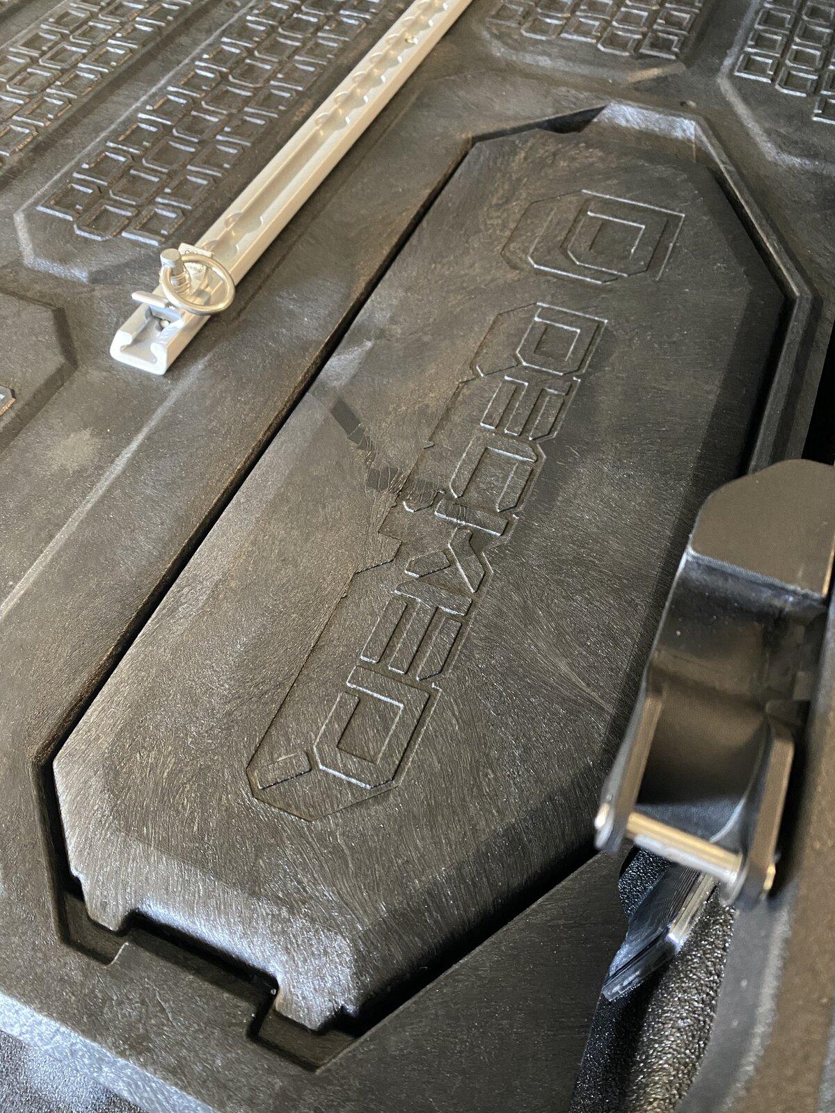 Jeep Gladiator Ways to store a portable compressor in Gladiator Bed 1A7EB662-390E-43A6-AD19-C6F764DC7483