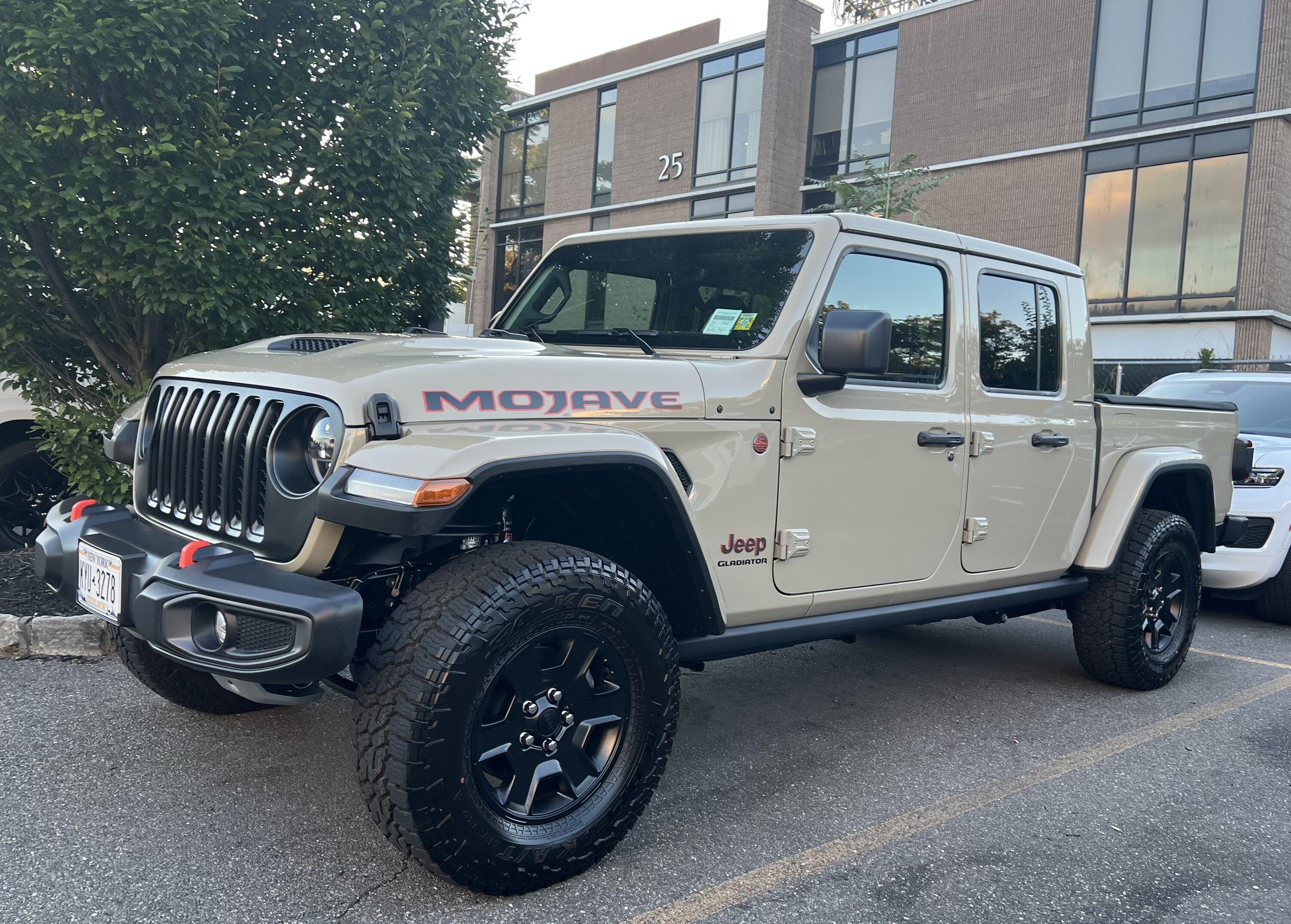 Jeep Gladiator Gobi Gladiators Waiting Room MyGladiator001