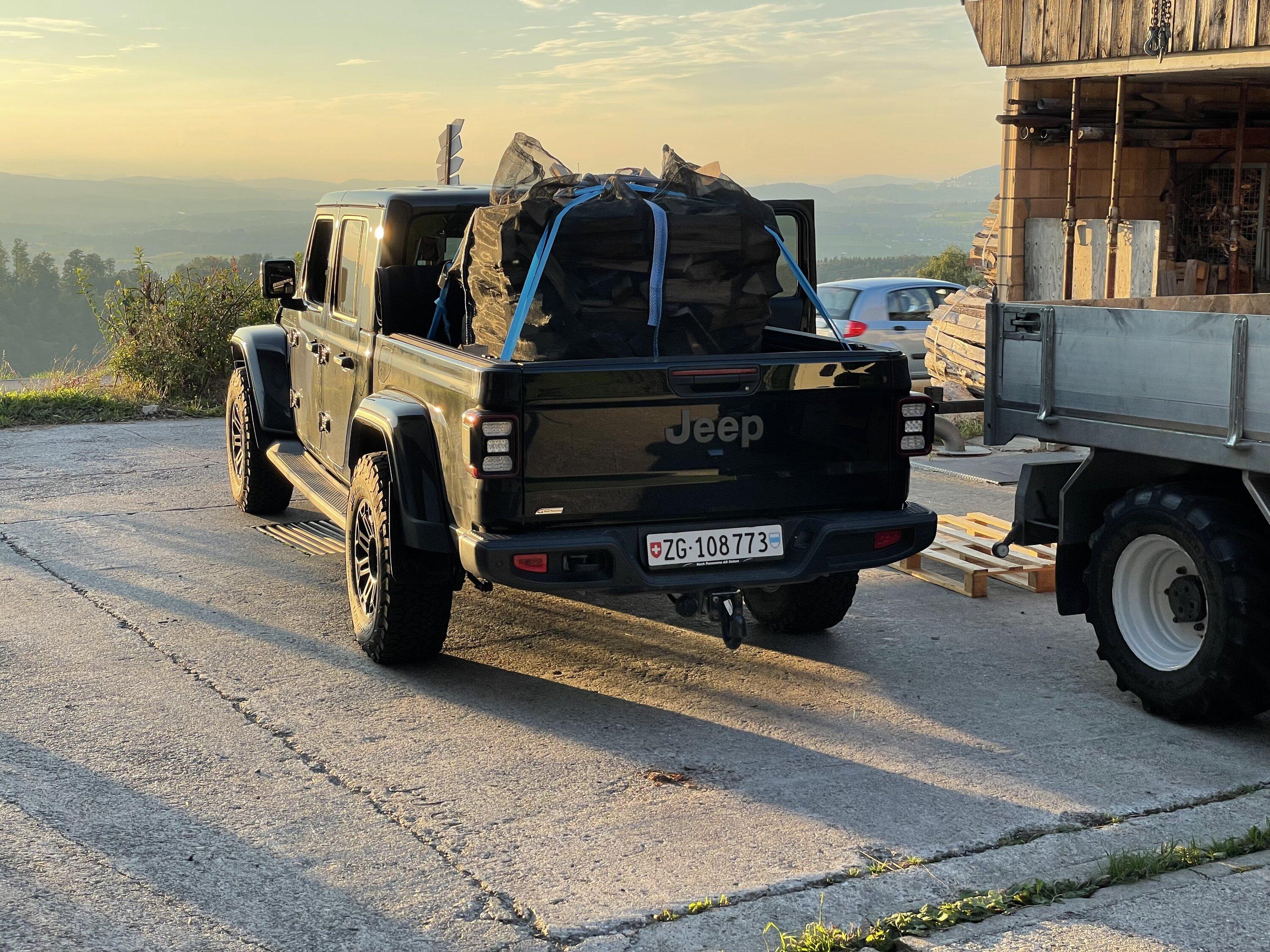 Jeep Gladiator What did you do WITH your Gladiator today? 5E0657EE-02BC-4F6A-94DC-A22A2AFA3C40