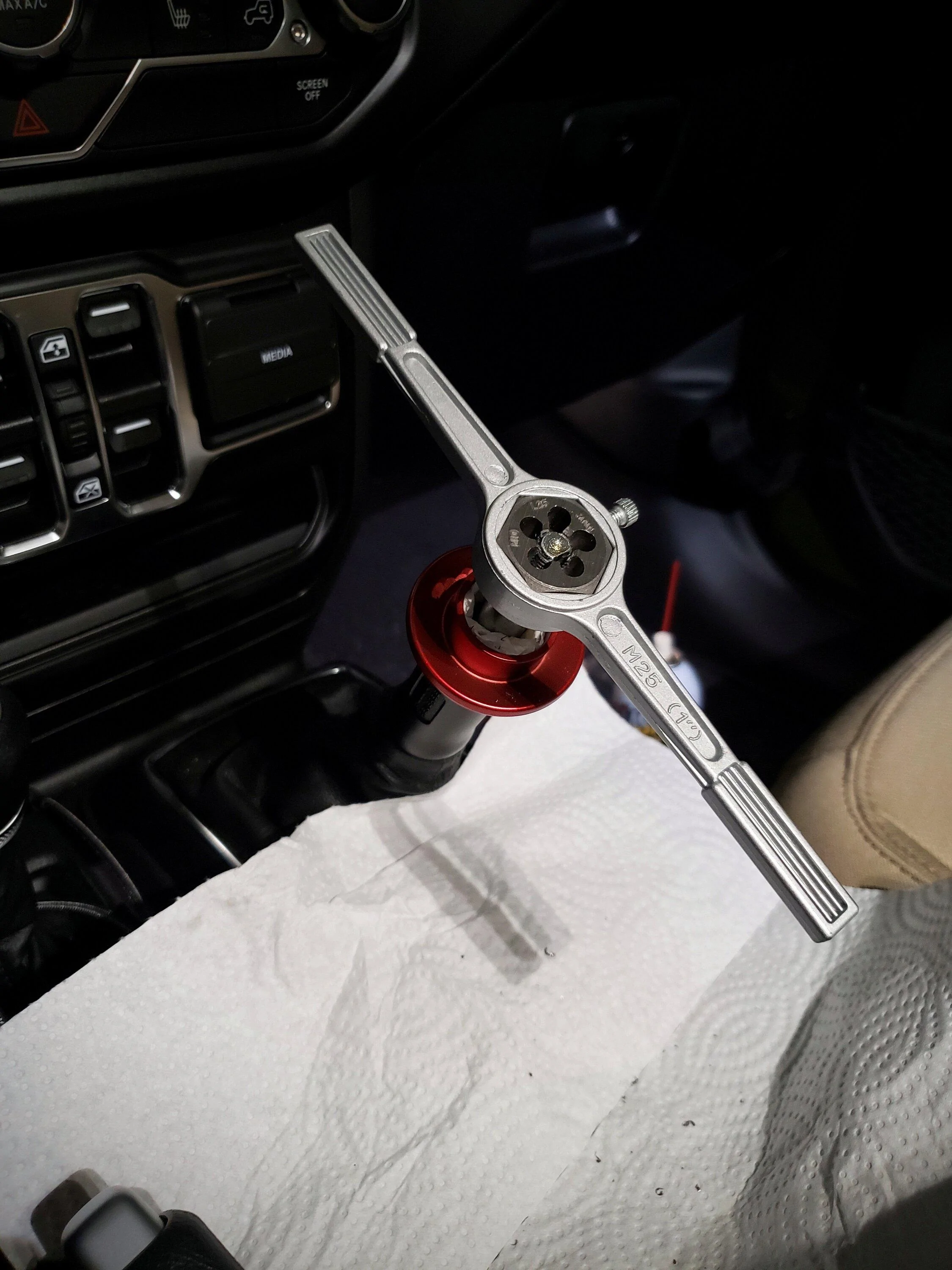 Jeep Gladiator Manual Trans Shift Knob 20220901_184754~2