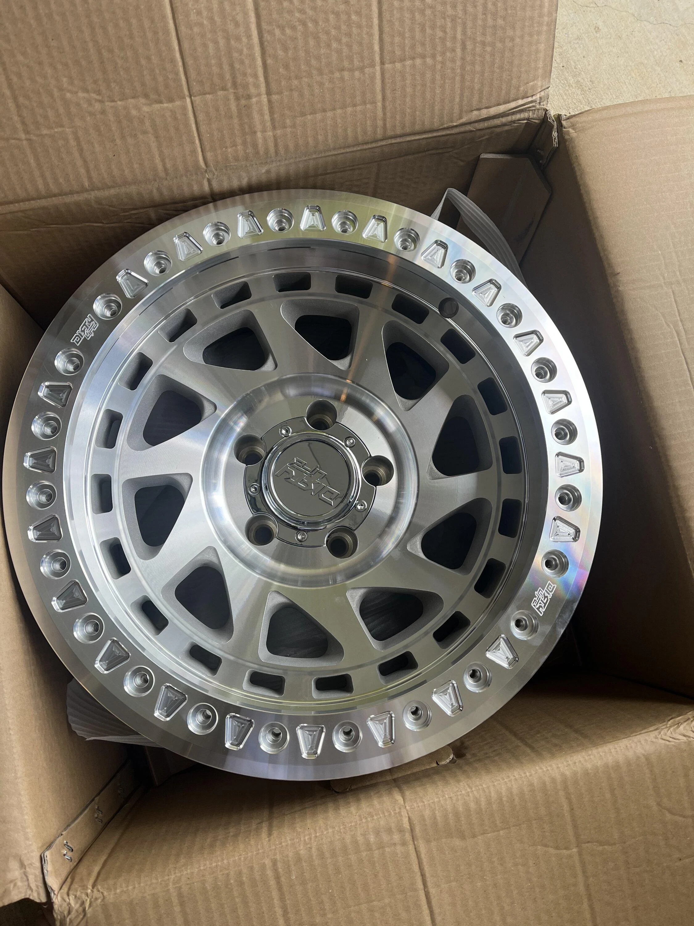 Jeep Gladiator Dirty life Enigma beadlocks. 2EA03427-E625-4D2F-89D0-328D39662838